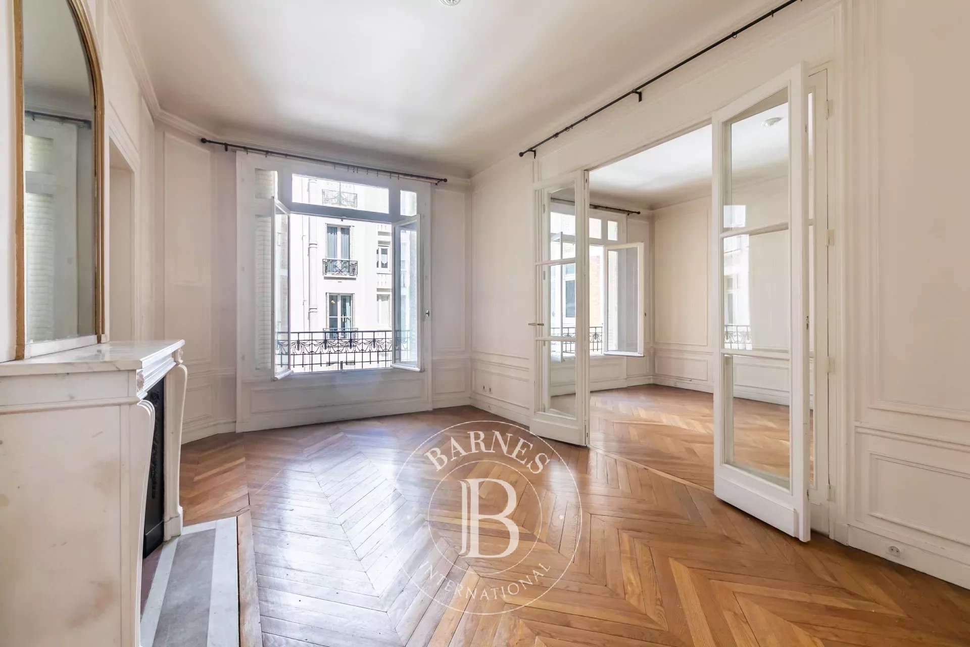 Daire Paris 7ème - picture 6