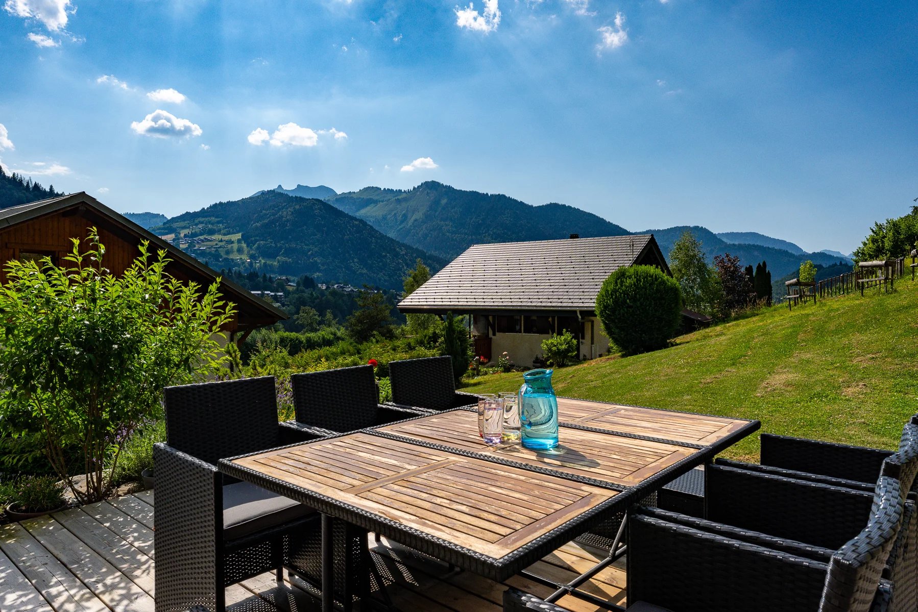 Photo of MONTRIOND – Modern 6-bedroom chalet with panoramic views and A rating