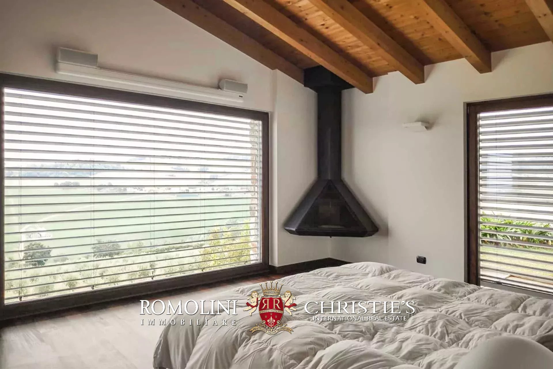 3 Bedroom Villa/Townhouse's Image 55