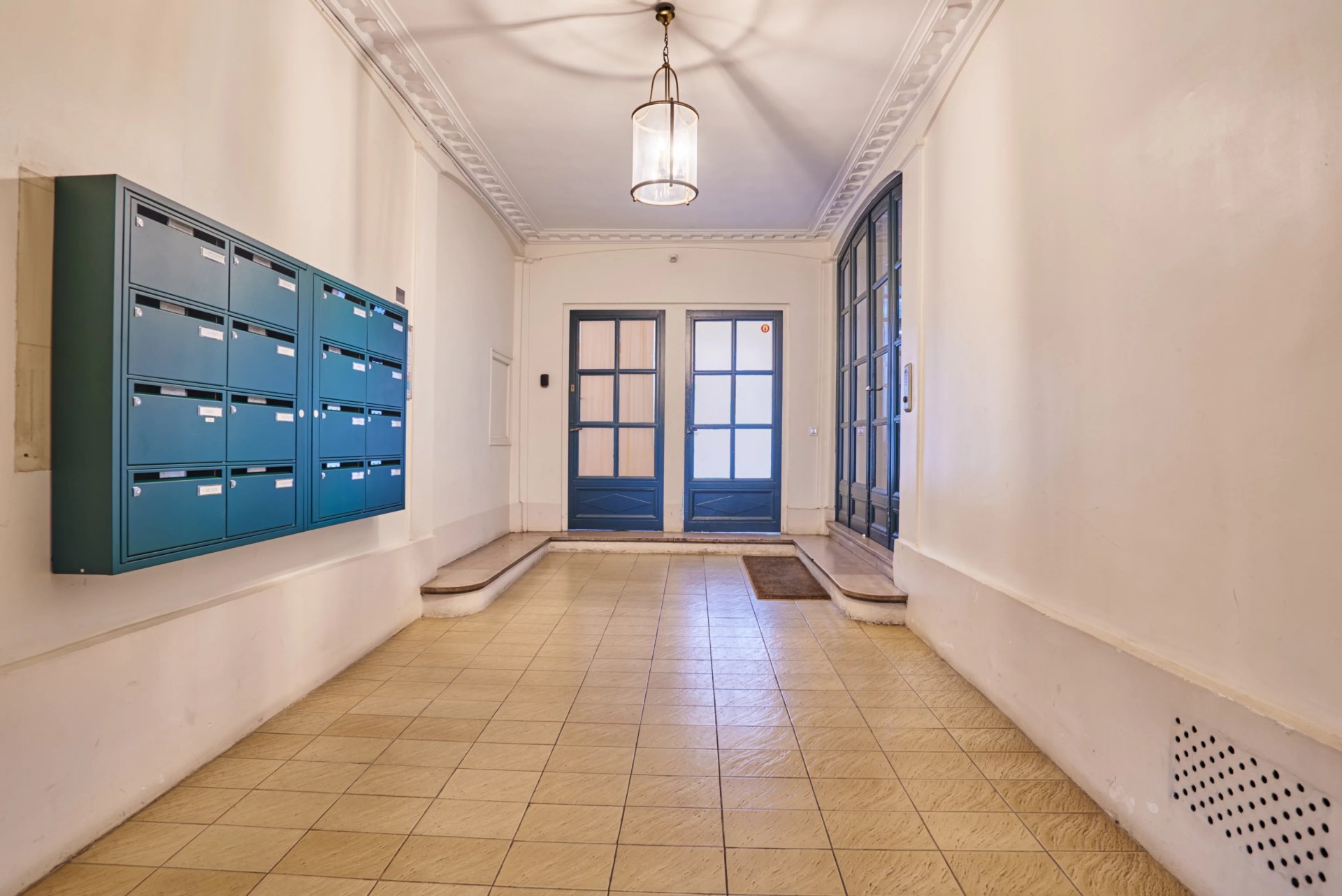 2 Bedroom Apartment/Flat's Image 10