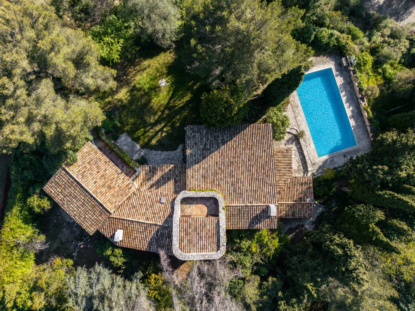 Sell villa 9P 437m2 Colomars
