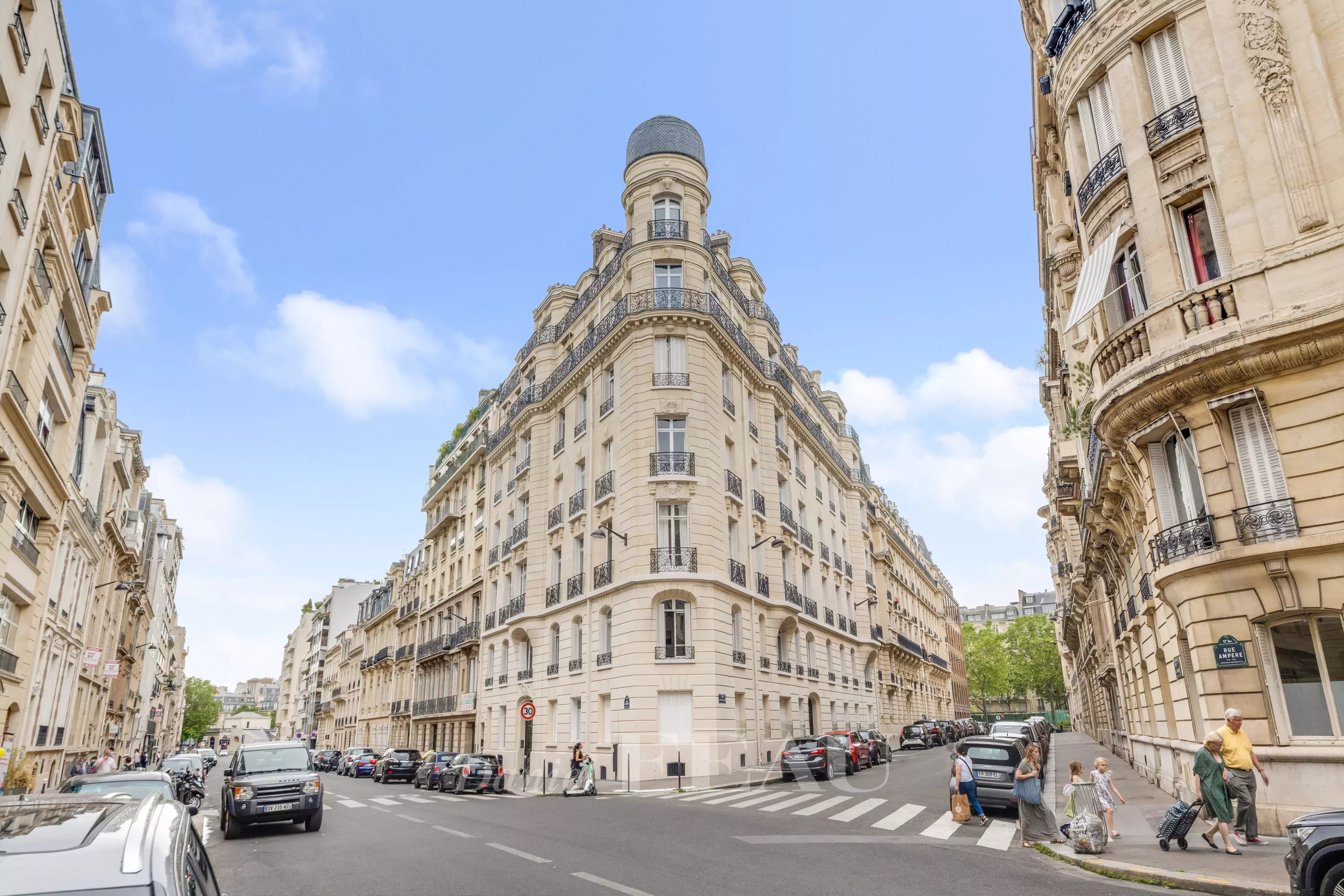 Rental Apartment Paris 17th