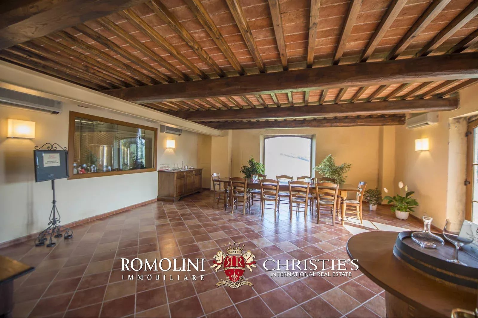 20 Bedroom Vineyard's Image 63