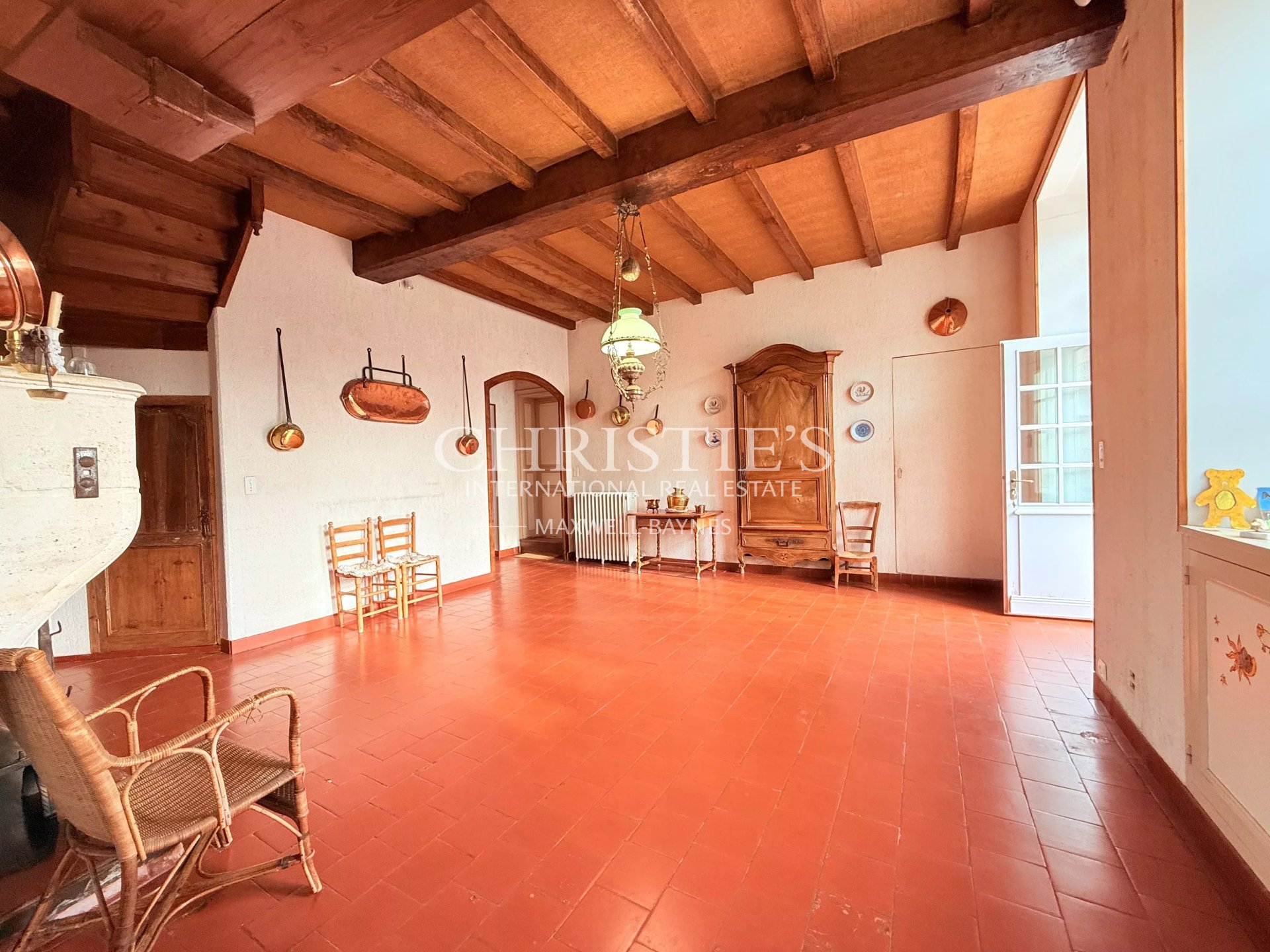 10 Bedroom Villa/Townhouse's Image 16