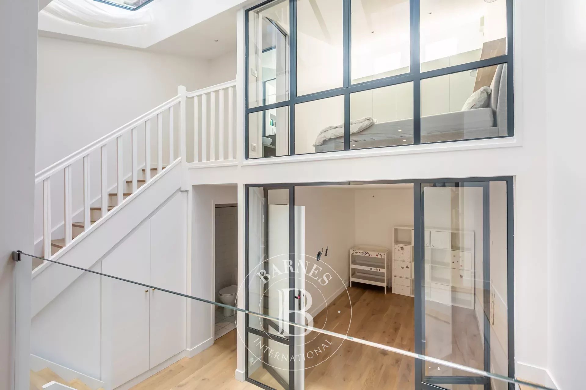 Daire Paris 8ème - picture 8