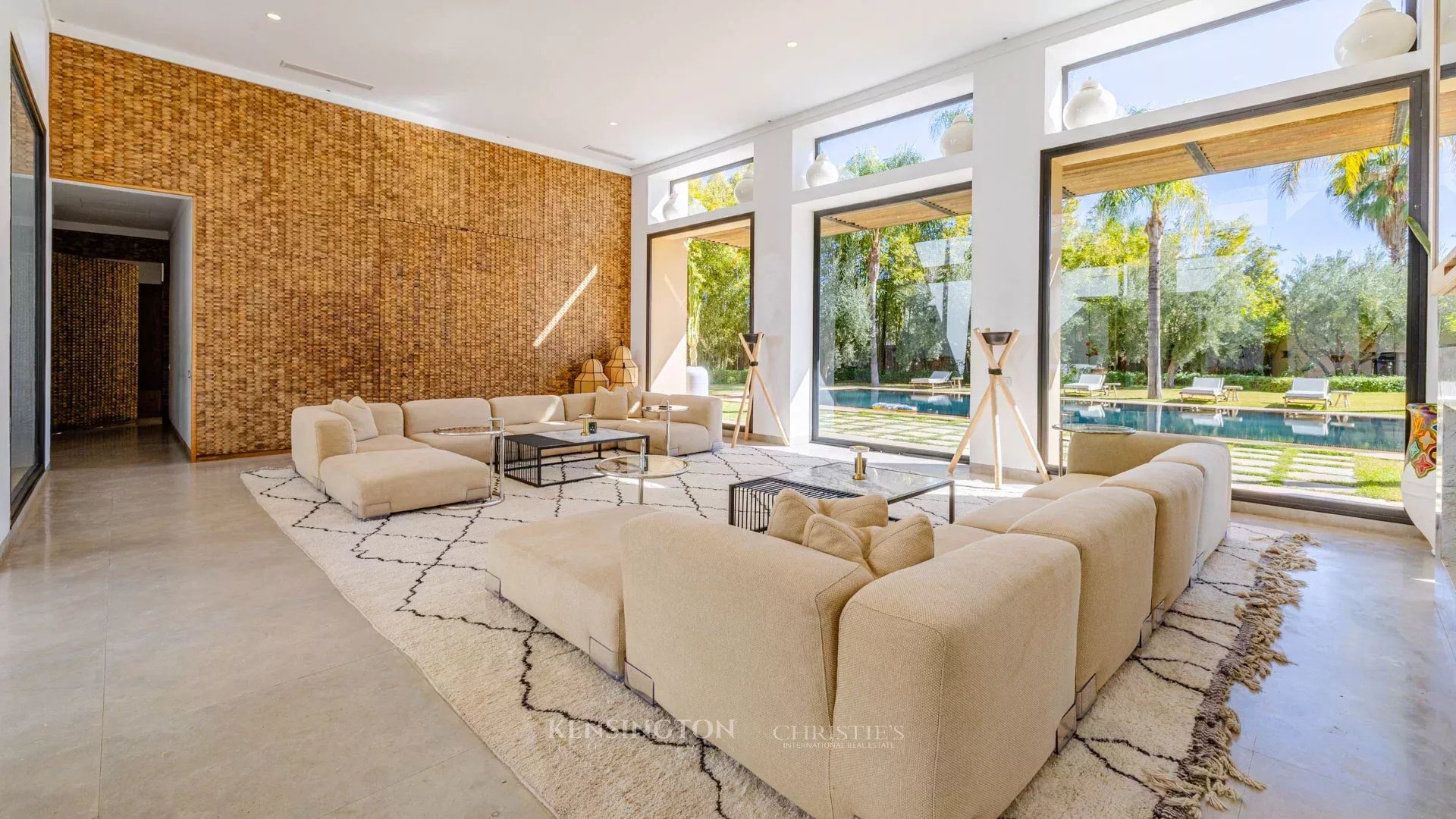 5 Bedroom Villa/Townhouse's Image 12