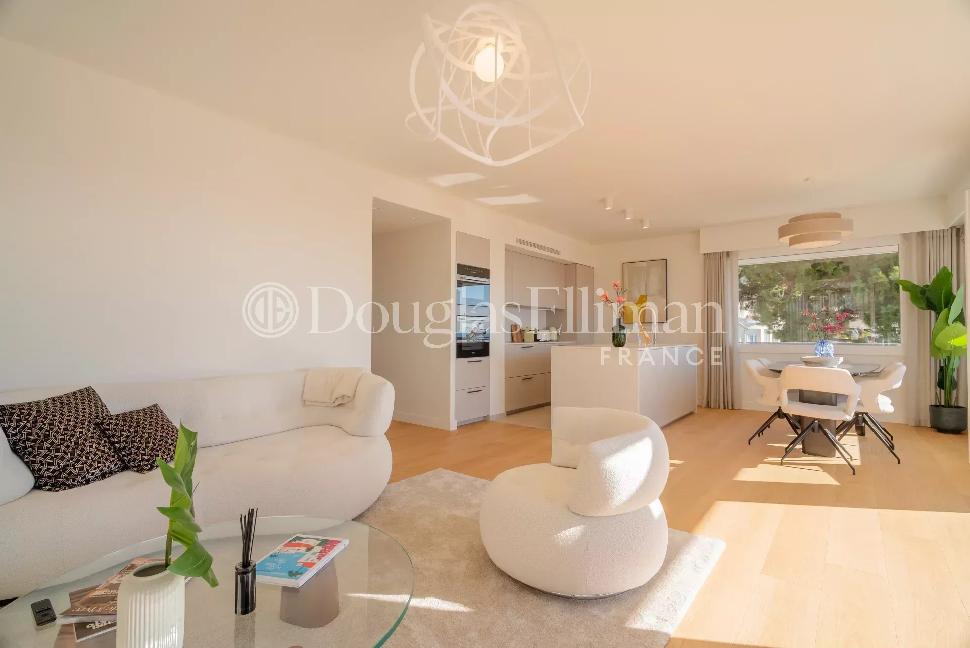 VILLEFRANCHE-SUR-MER – Penthouse avec vue mer panoramique - Image nᵒ3