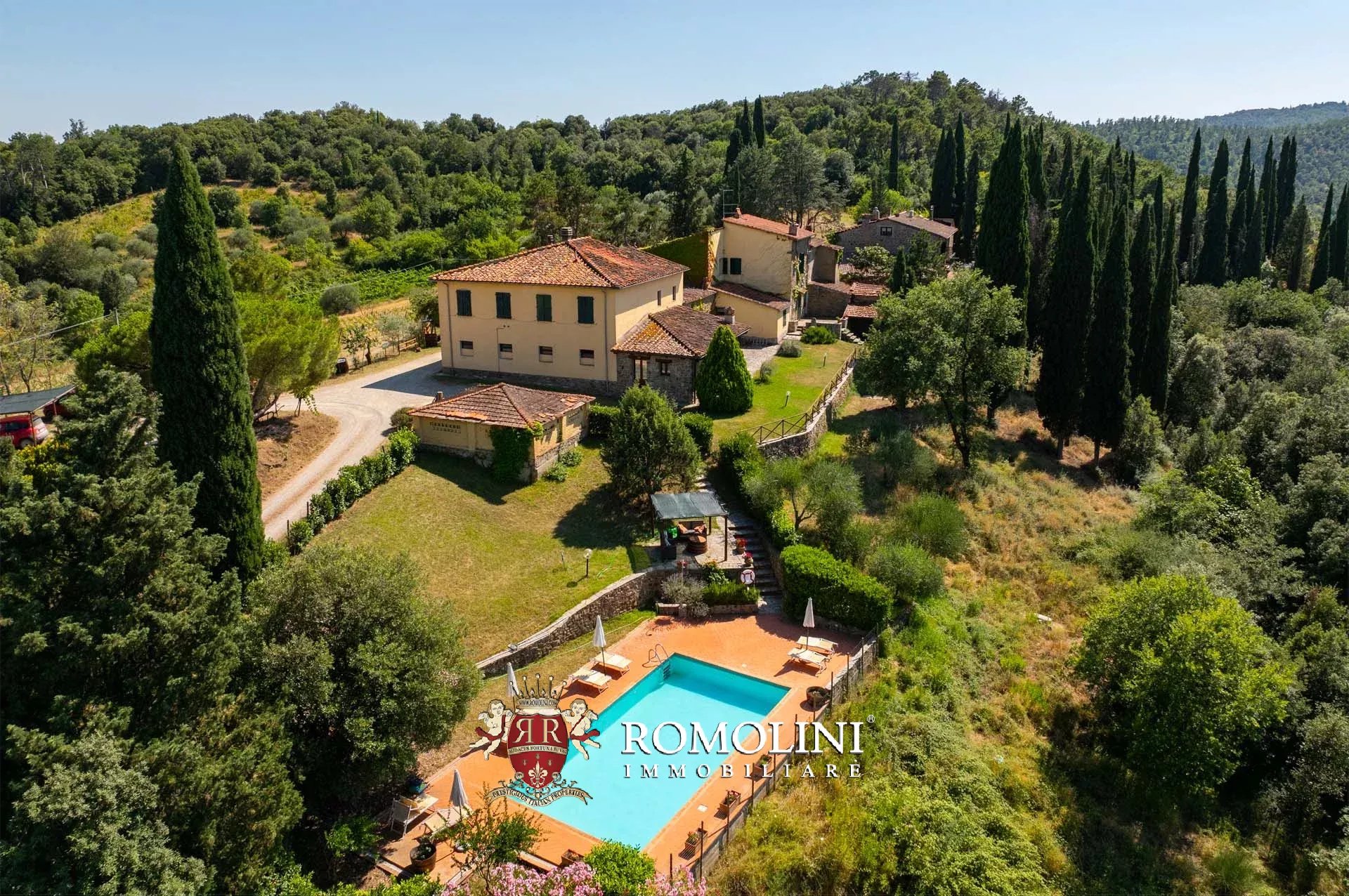 19 Bedroom Vineyard's Image 4