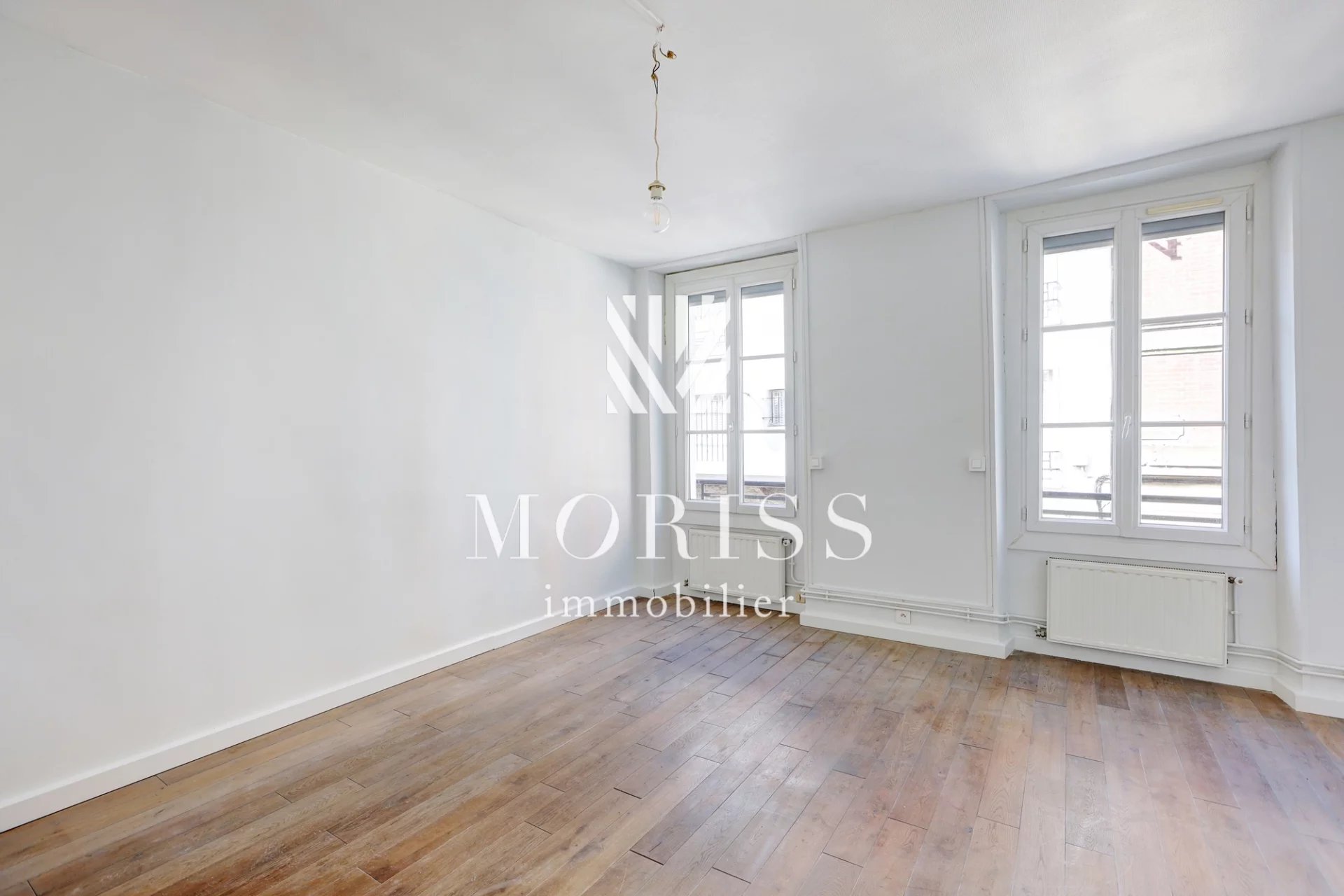 MAIRIE DE MONTREUIL - APPART 1 PIECE DE 27 m2, - Image Array