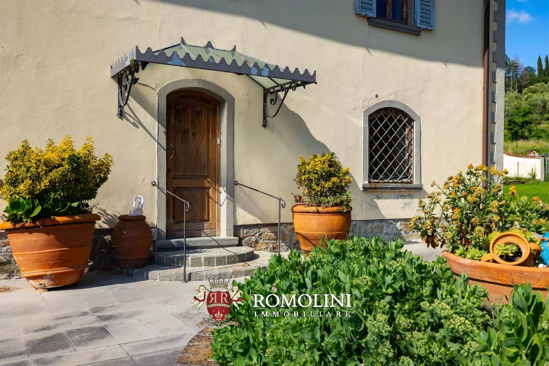 14 Bedroom Vineyard's Image 14