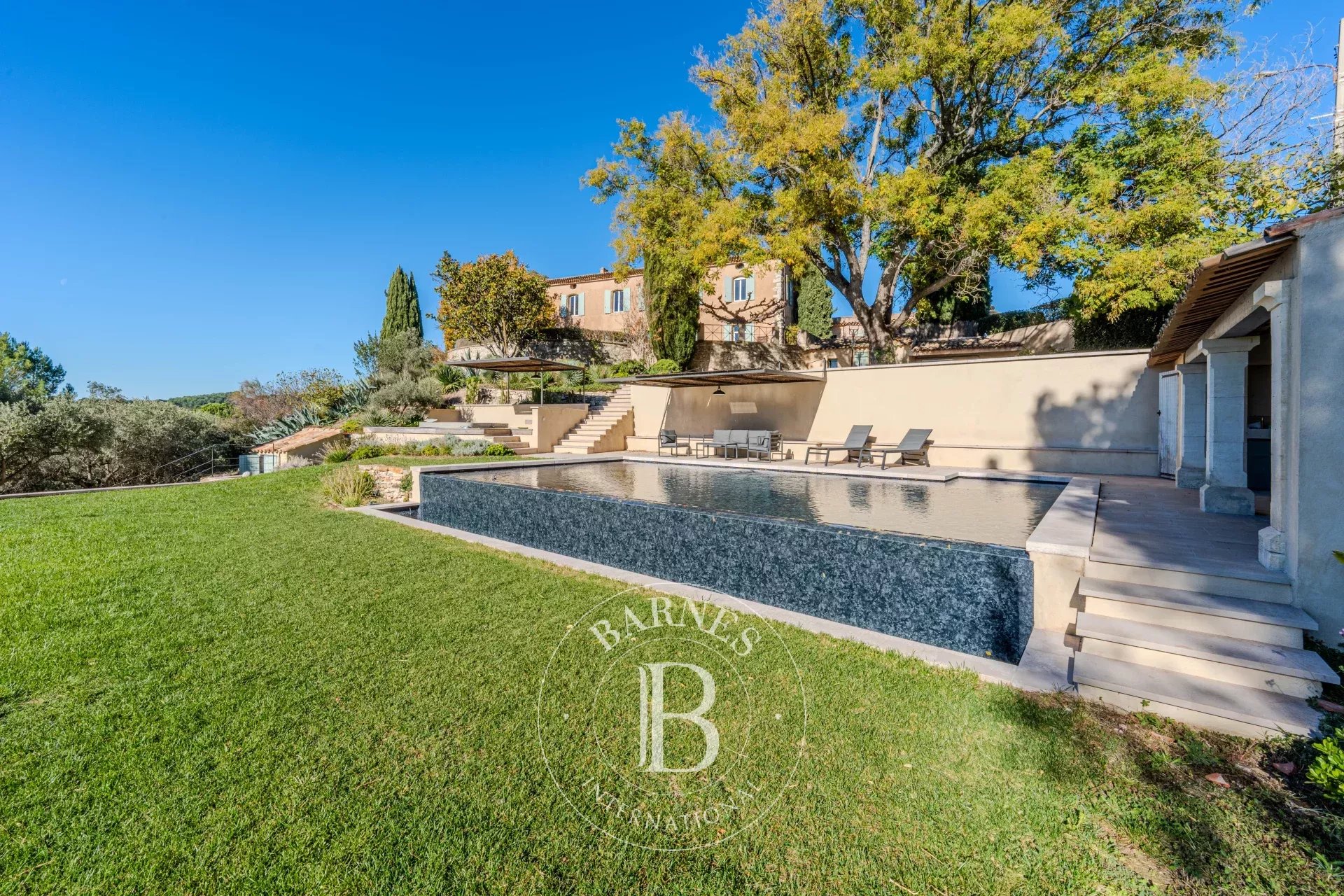 Kirevi Aix-en-Provence - picture 33