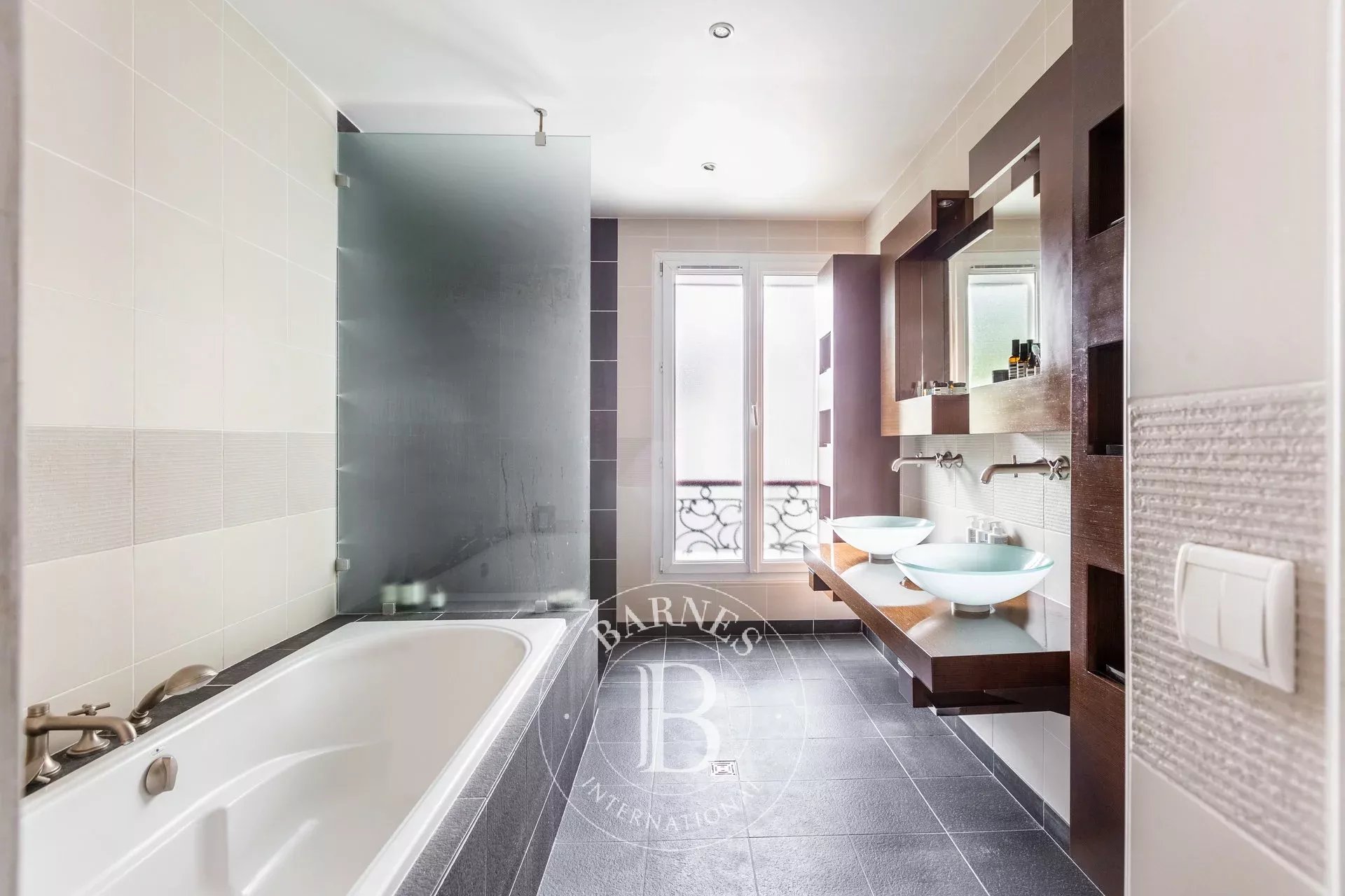 Daire Paris 3ème - picture 20