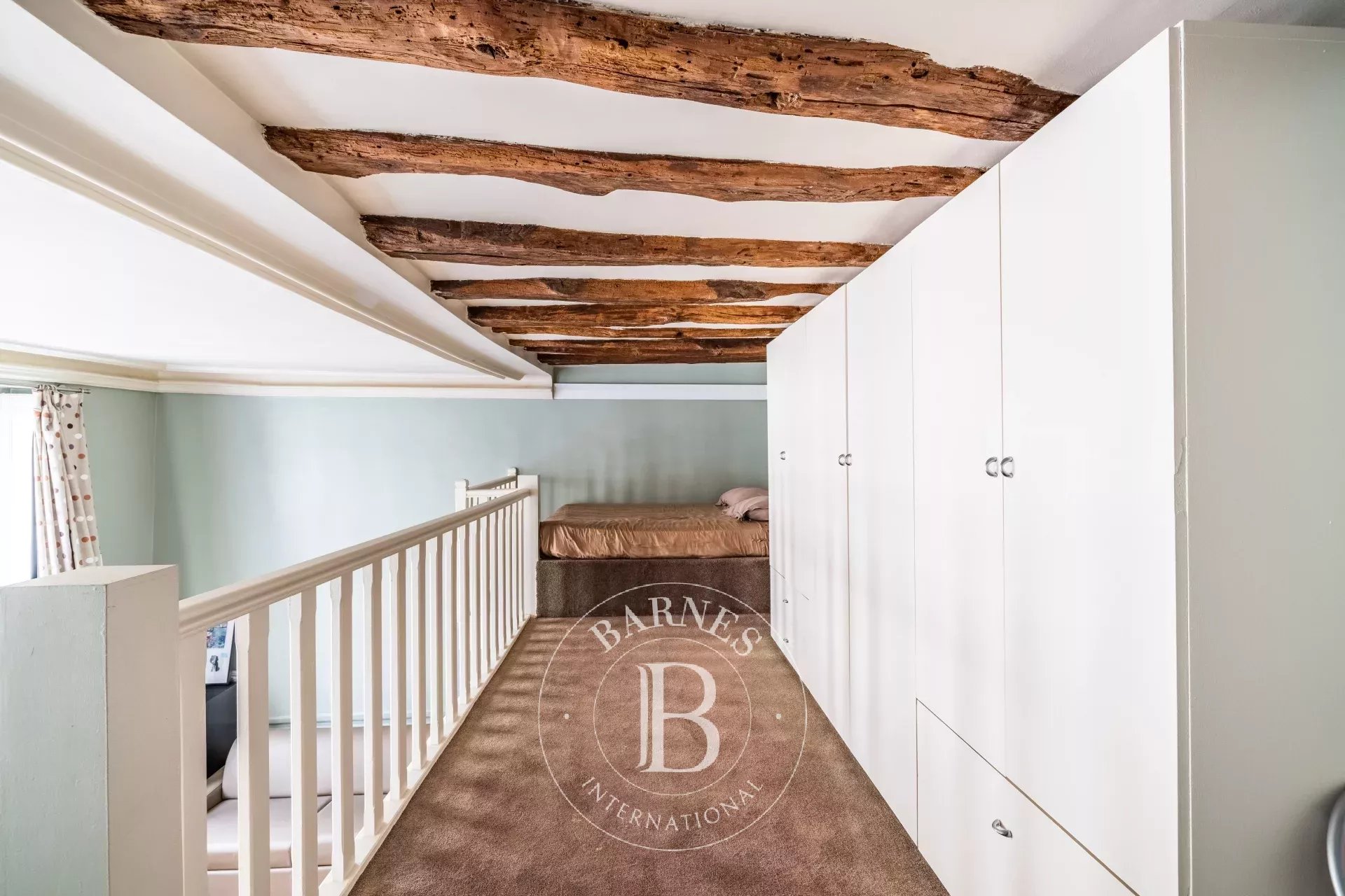 Daire Paris 4ème - picture 7