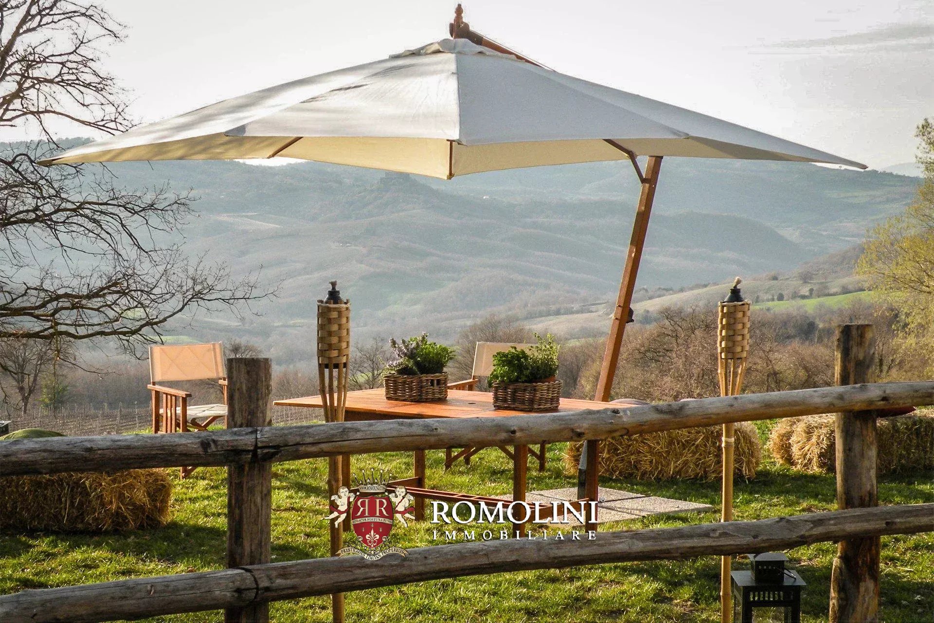 6 Bedroom Vineyard's Image 20