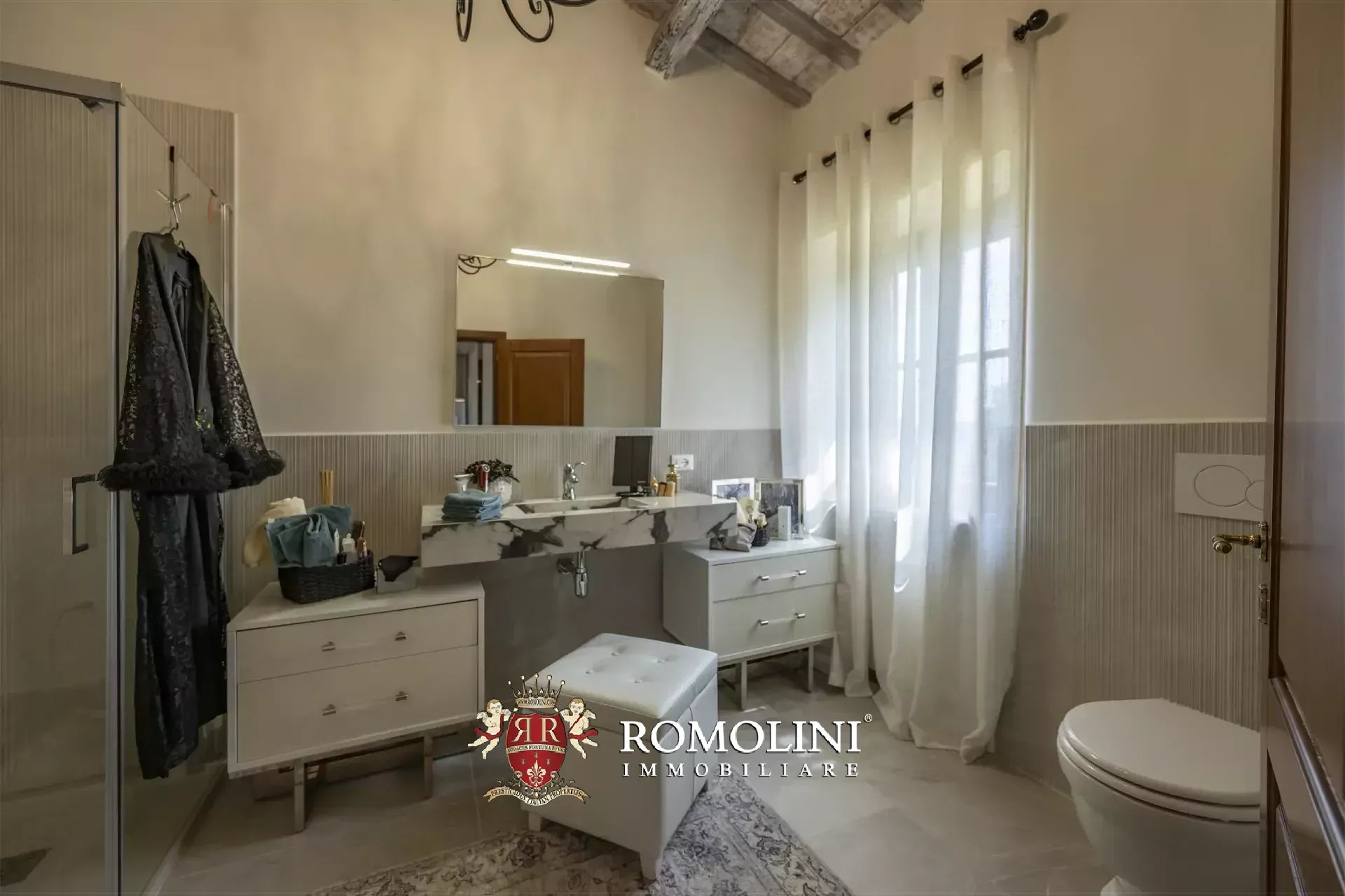 4 Bedroom Villa/Townhouse's Image 39