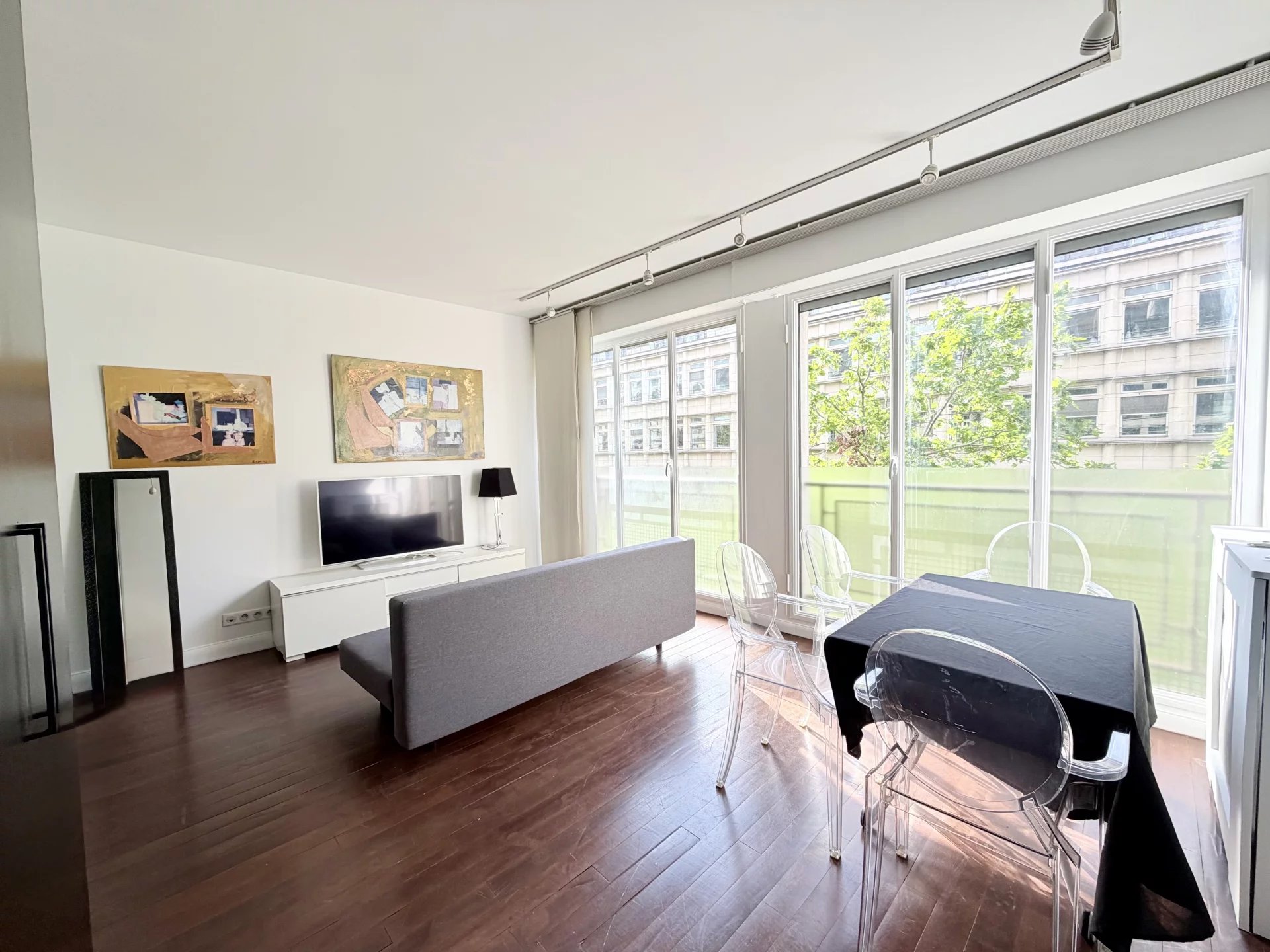 Rental Apartment Paris 16th Chaillot
