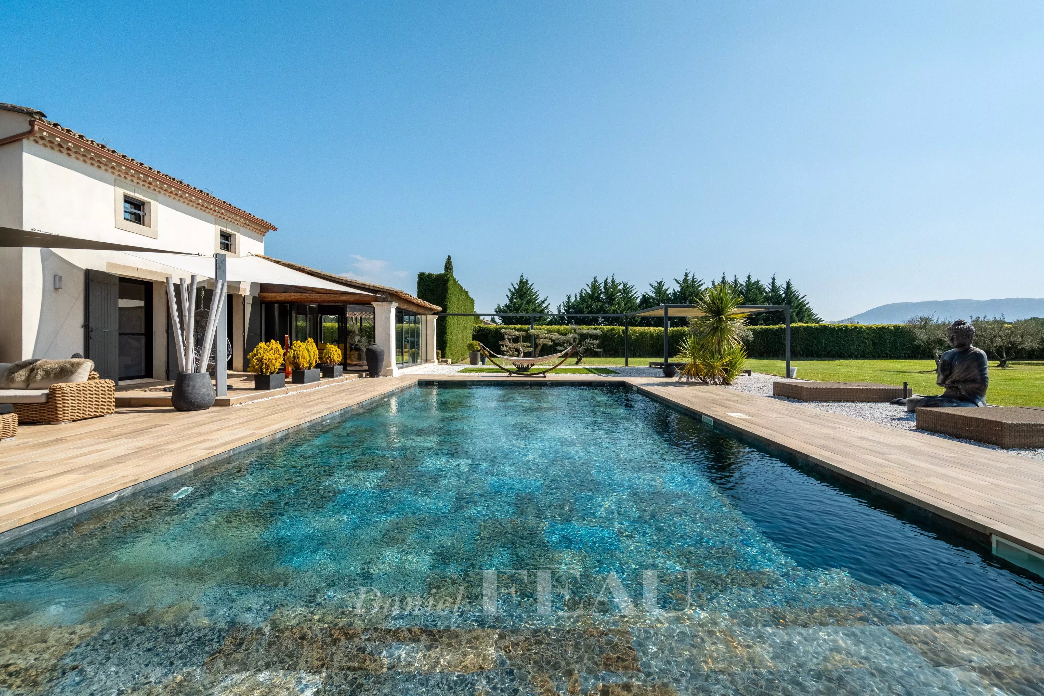 L’Isle sur la Sorgue – A superb contemporary property