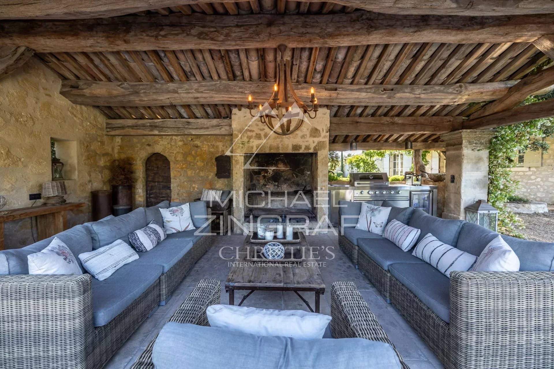 5 Bedroom Villa/Townhouse's Image 17