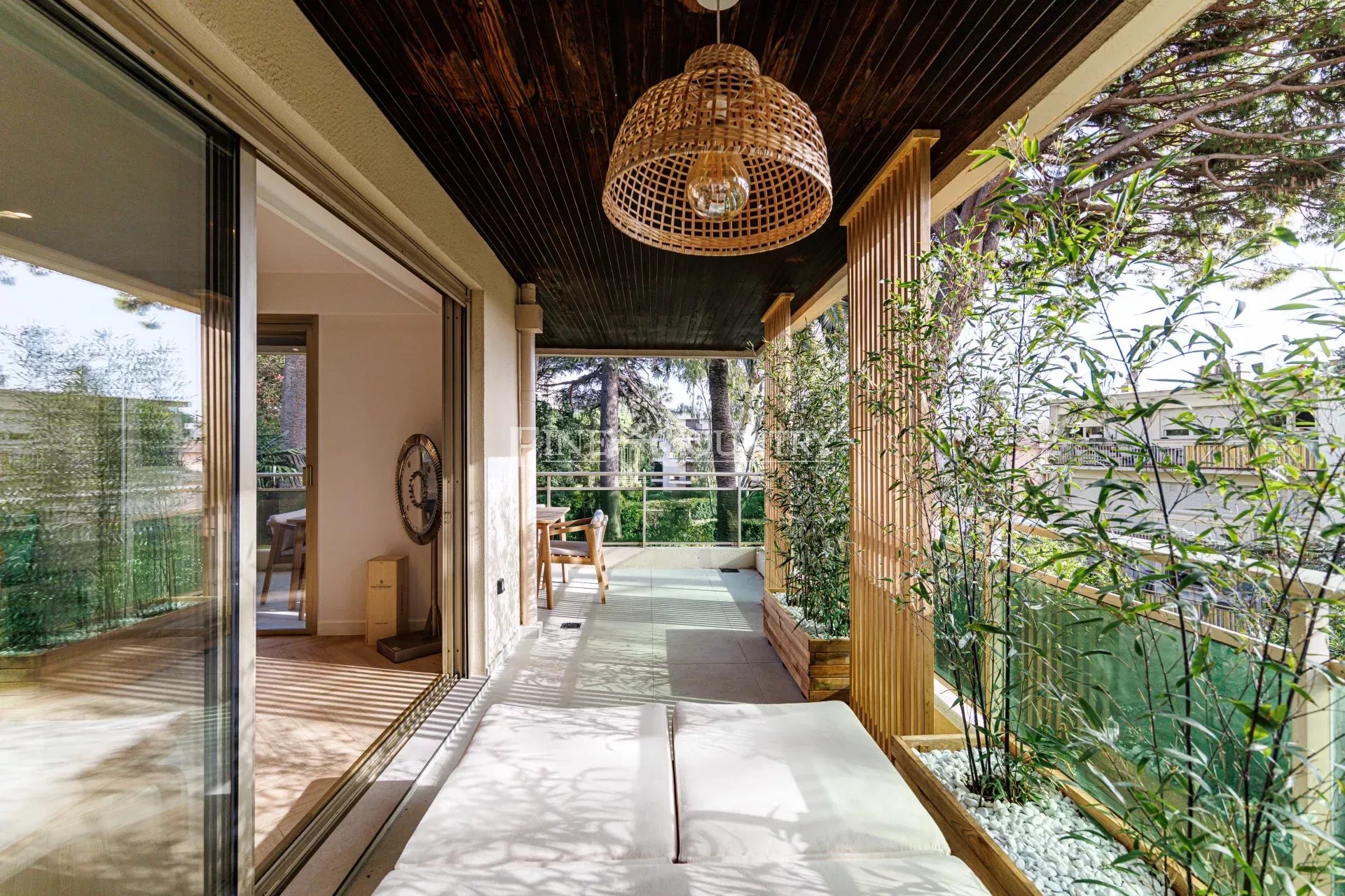 Photo of For Sale – 2-Bedroom Apartment – Cannes Montrose