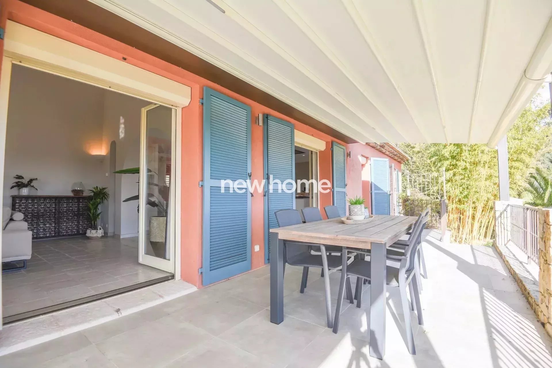 Magnifique villa avec vue panoramique à Lorgues