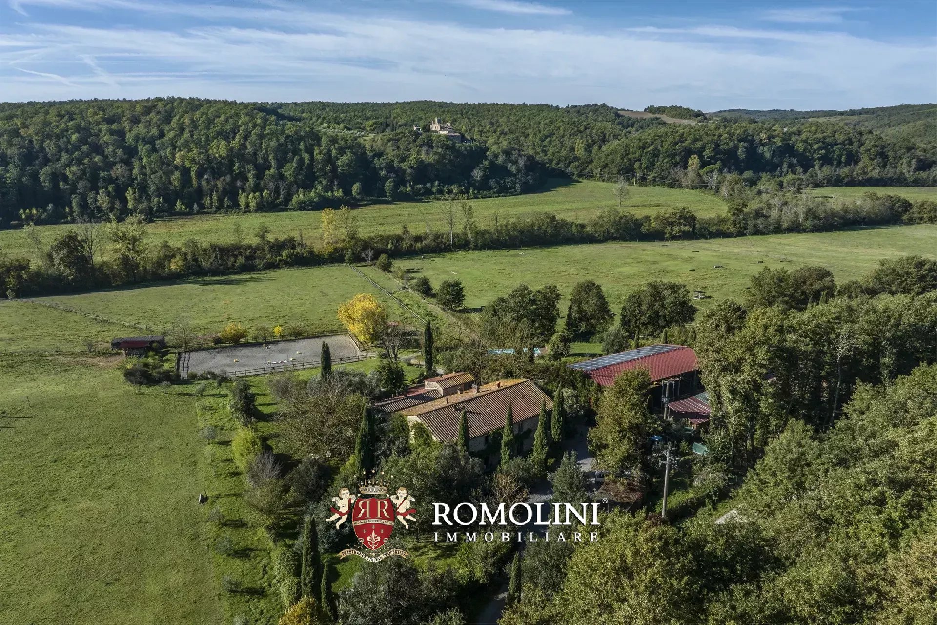 9 Bedroom Horse Property's Image 4