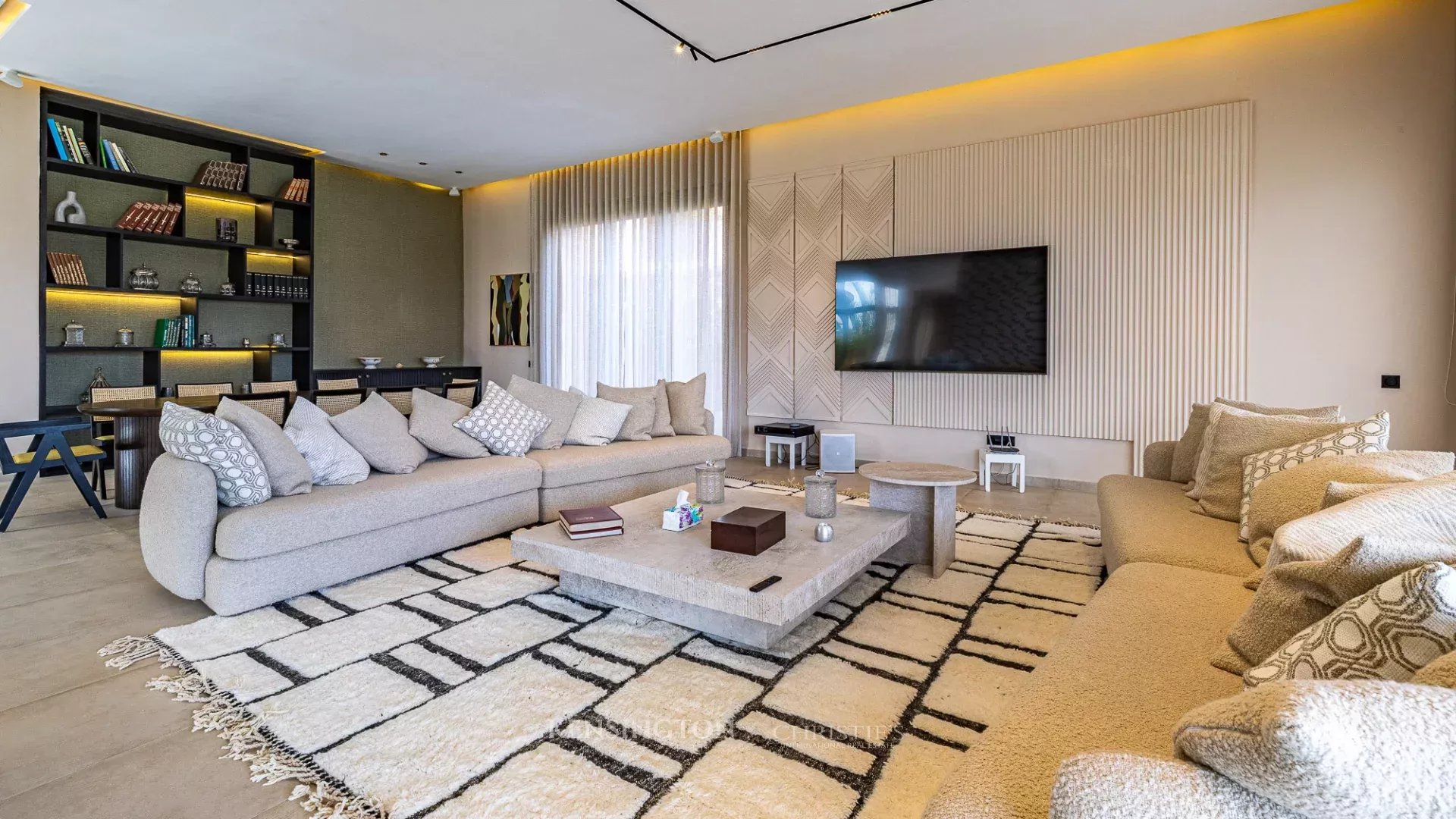 4 Bedroom Villa/Townhouse's Image 13