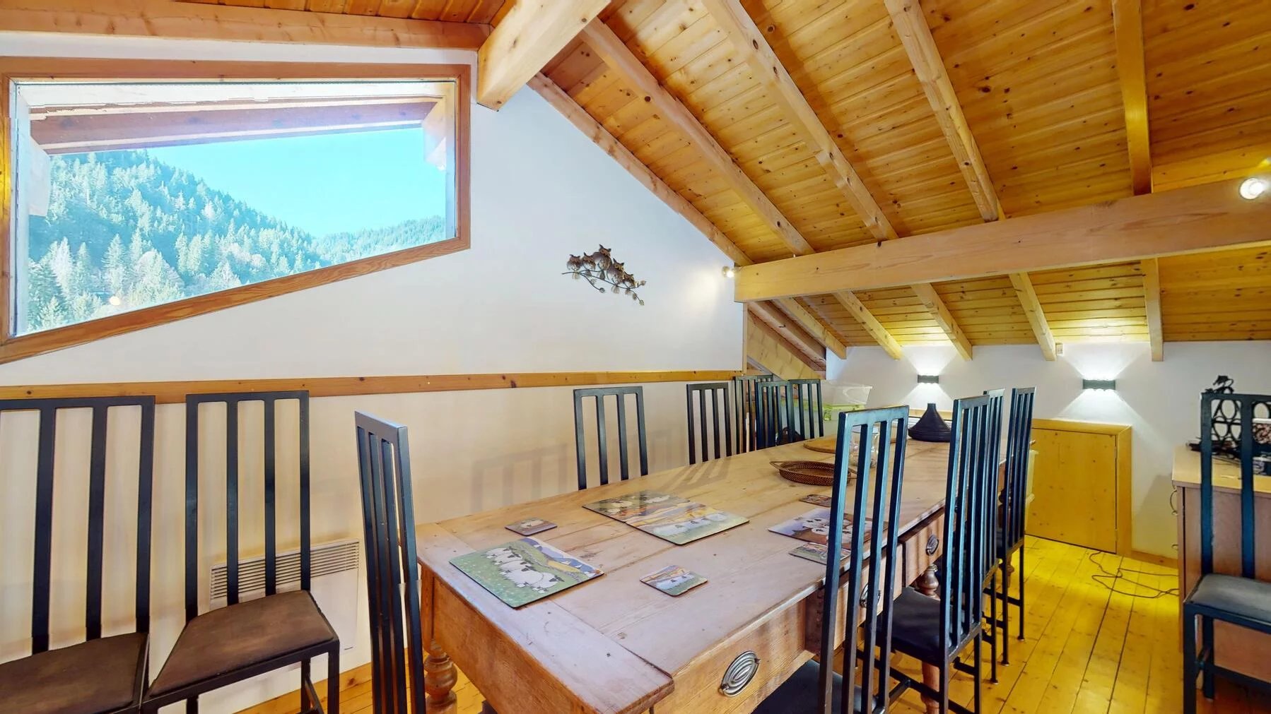 MORZINE - Ski-in ski-out chalet with renovation potential Accommodation in Chamonix