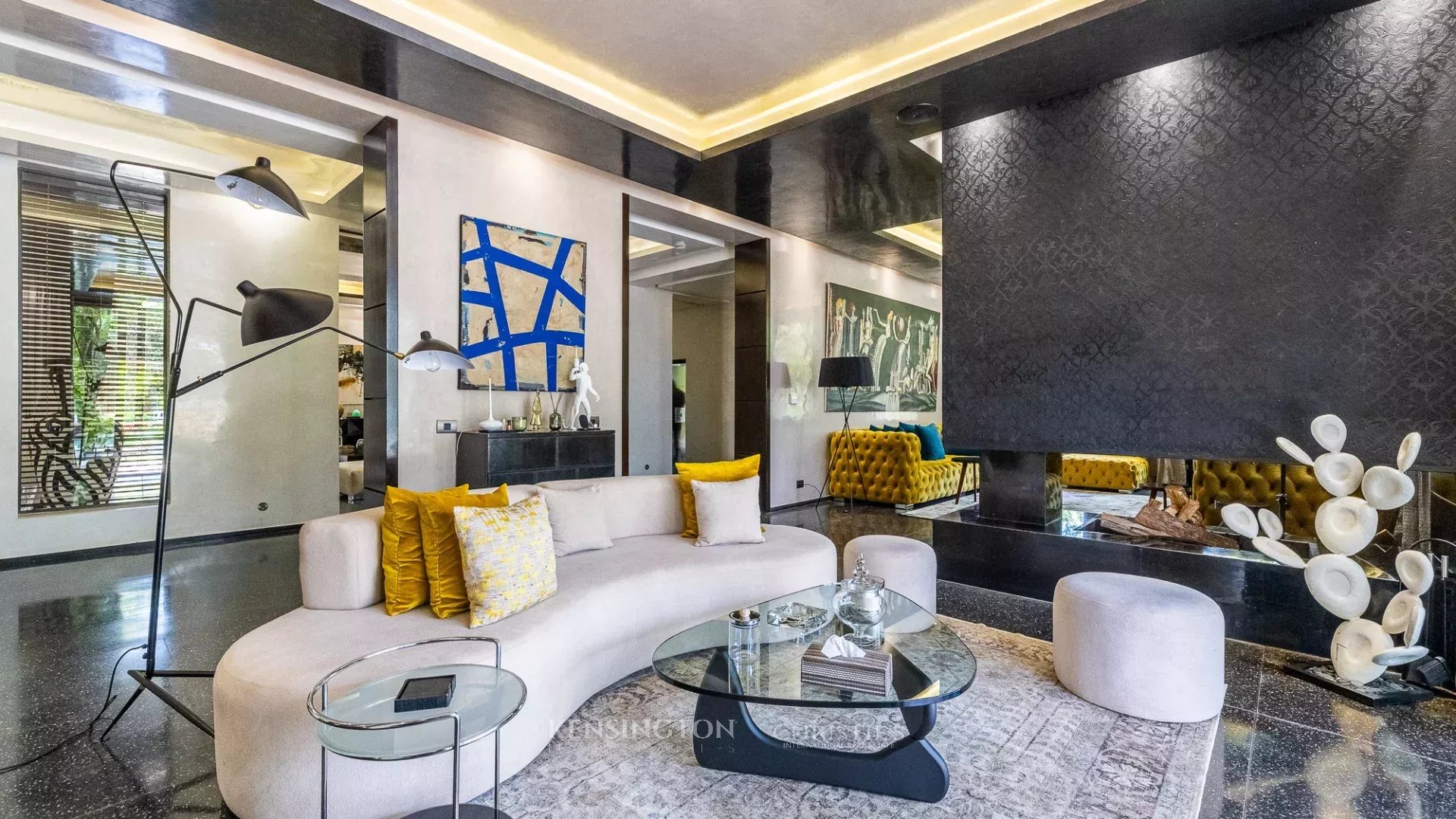 6 Bedroom Villa/Townhouse's Image 9