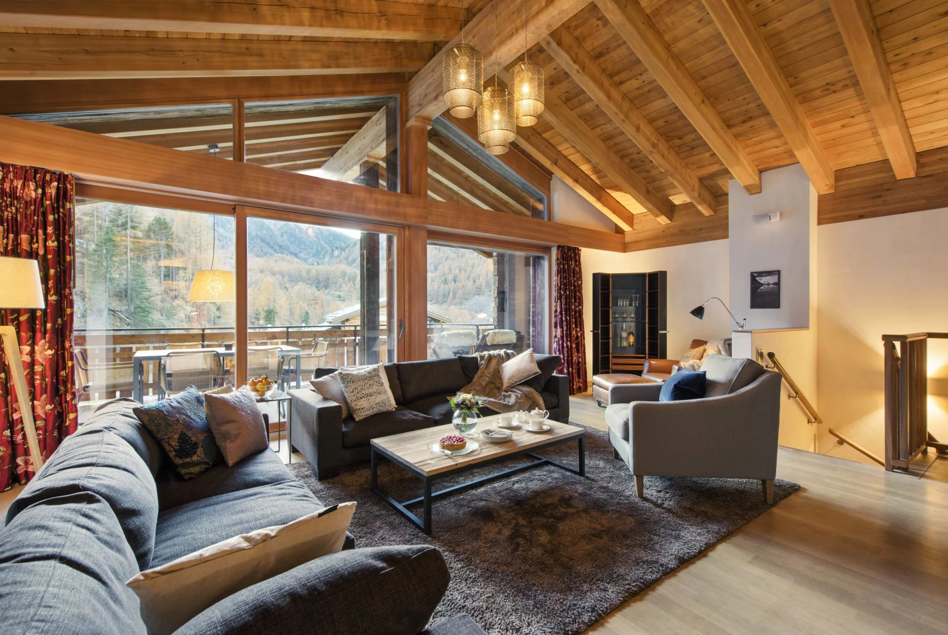 Zermatt - Alquiler vacacional - Chalet - 20 Personas - 10 Habitaciones - 10 Baños - 866 m² - Piscina