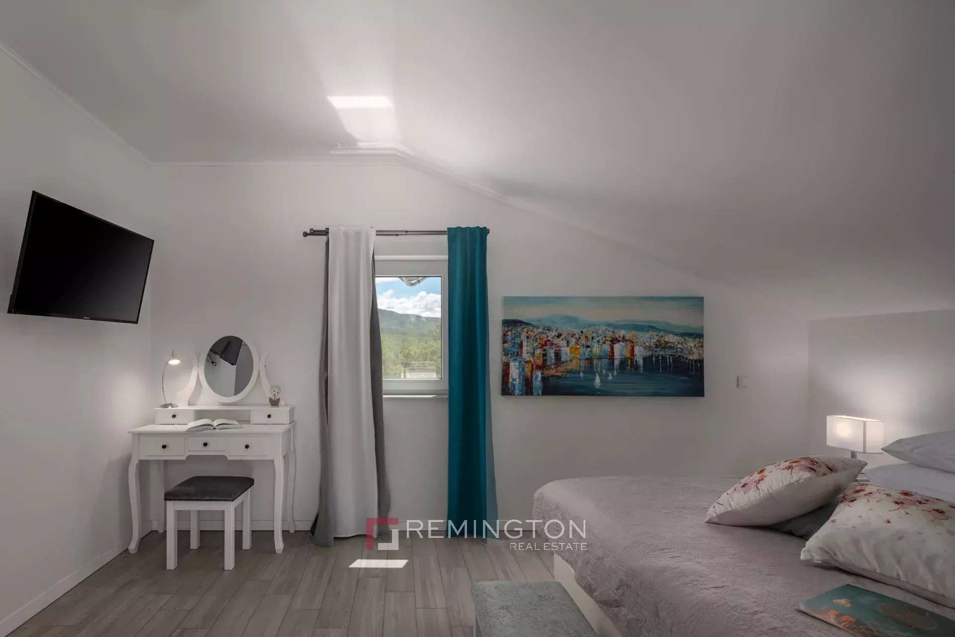 4 Bedroom Villa/Townhouse's Image 6