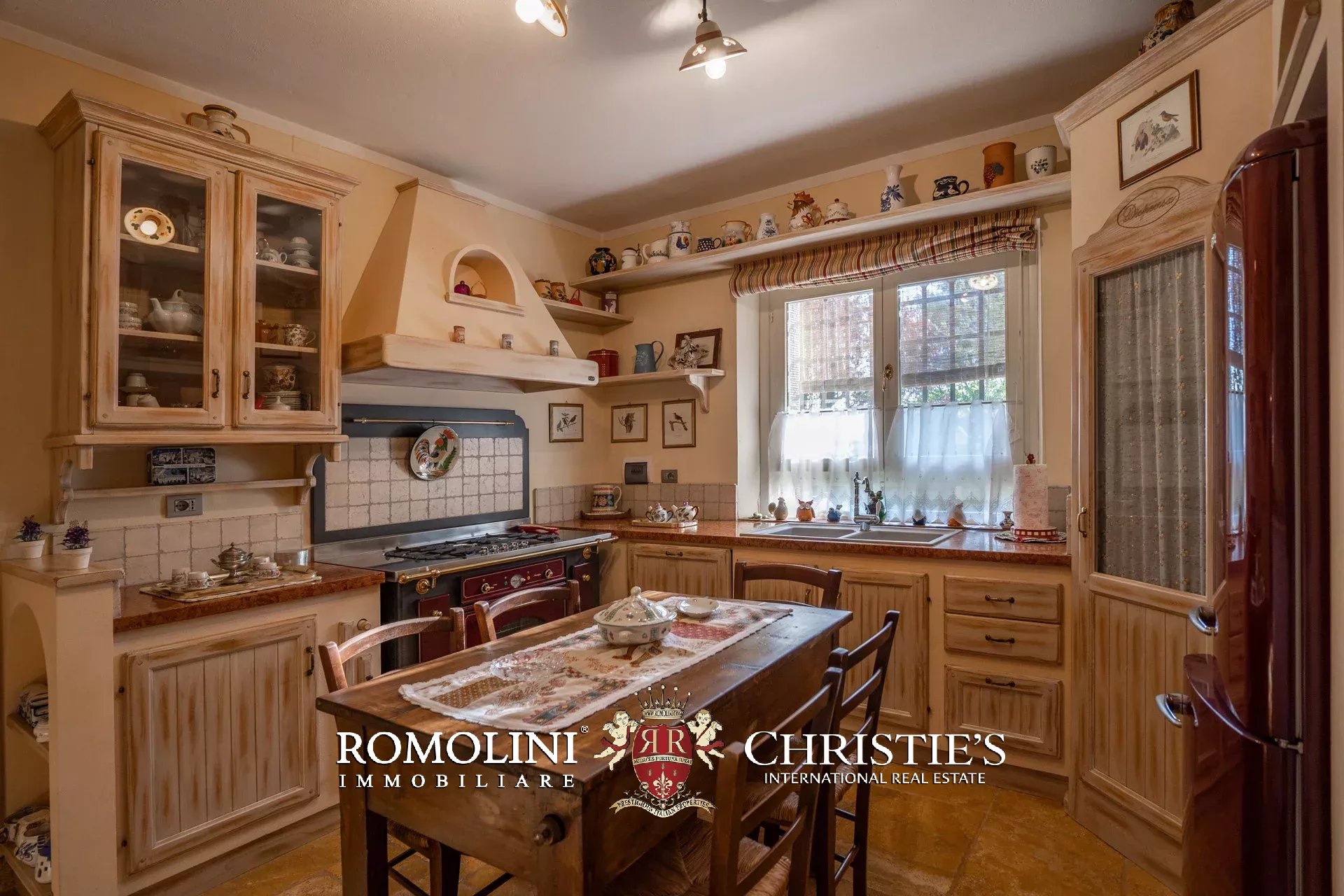 3 Bedroom Villa/Townhouse's Image 24