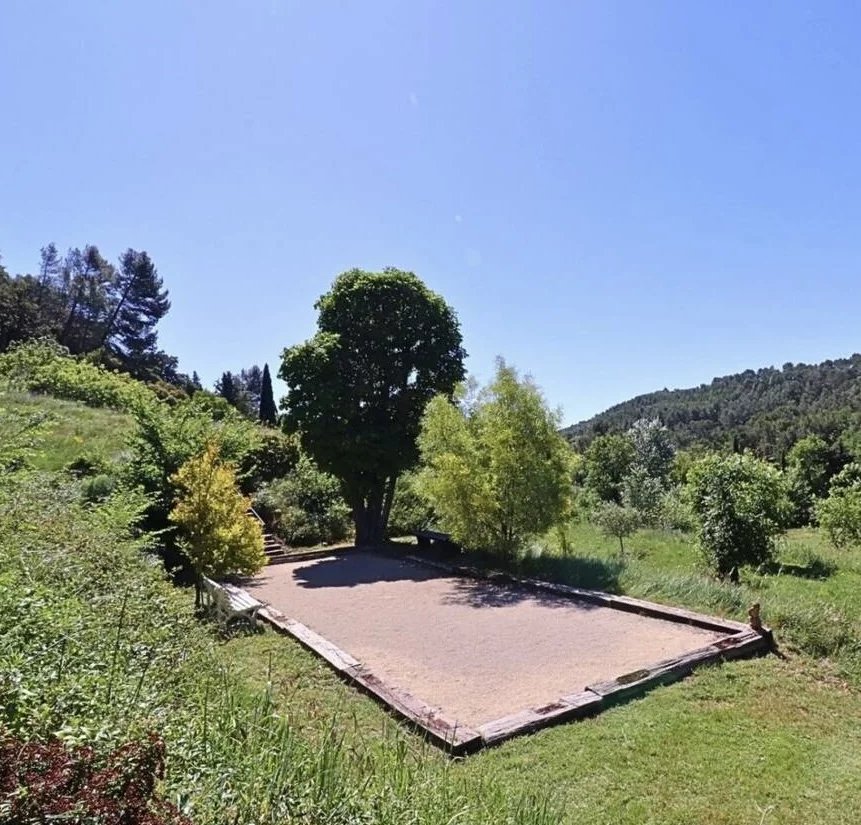 Cotignac 4 bedrooms, swimming pool and view