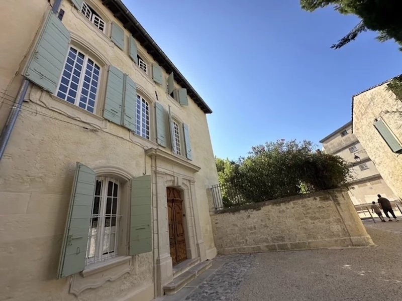 Demeure de prestige du  XVII ème  siècle à Tarascon 9 pièces 250.8 m2