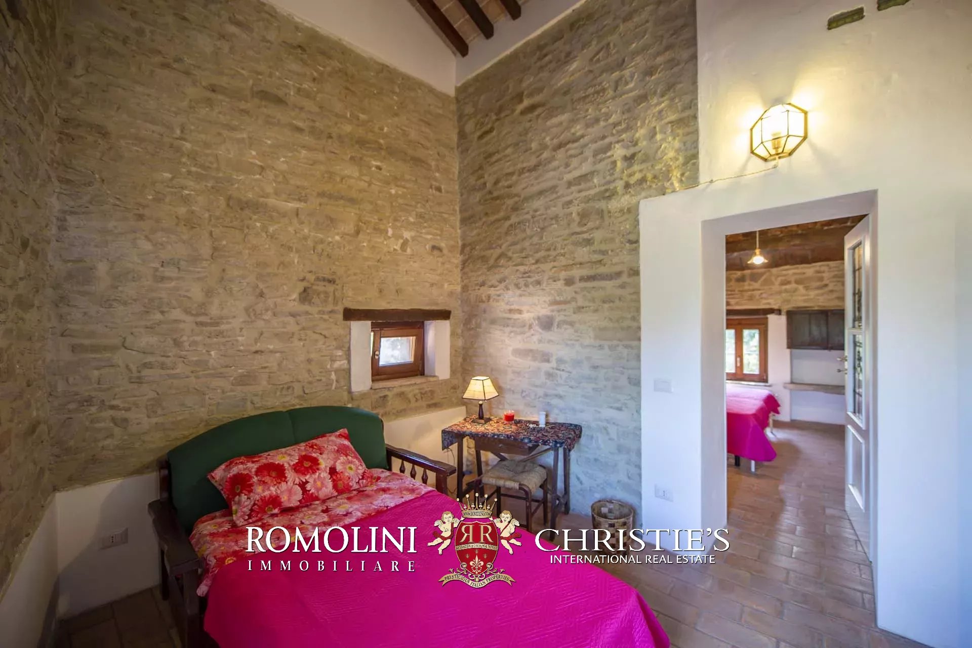 11 Bedroom Villa/Townhouse's Image 40