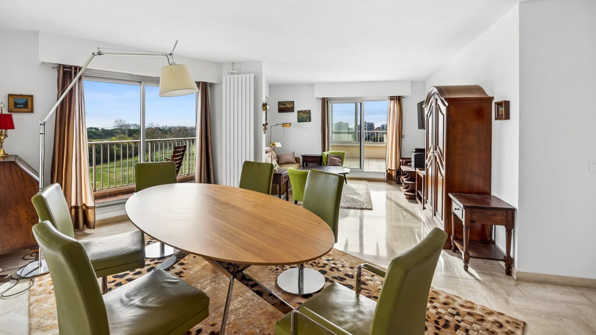 APPARTEMENT VUE MER AU COEUR DE LA VILLE