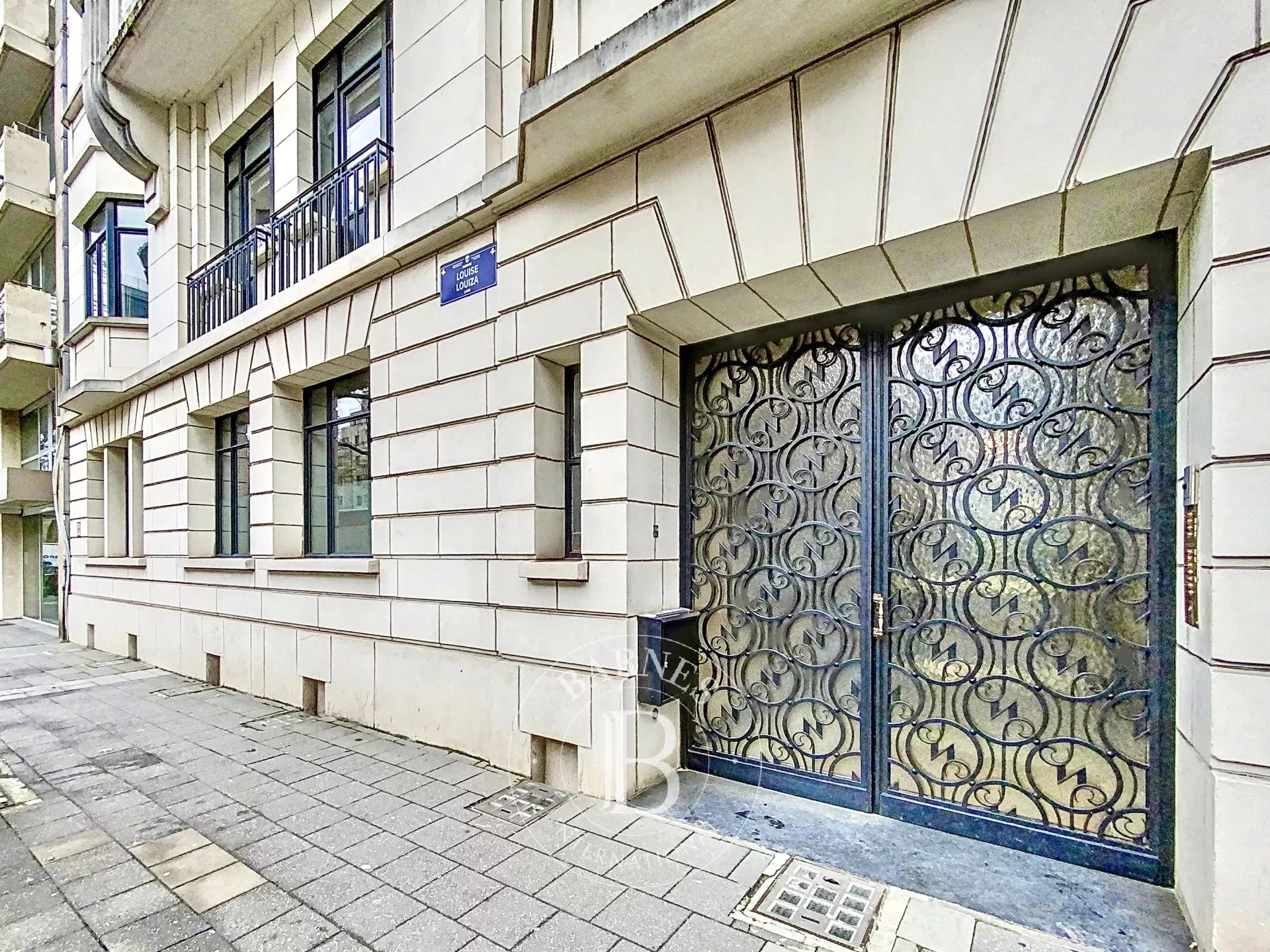 Châtelain/Louise – Bel appartement 2 chambres