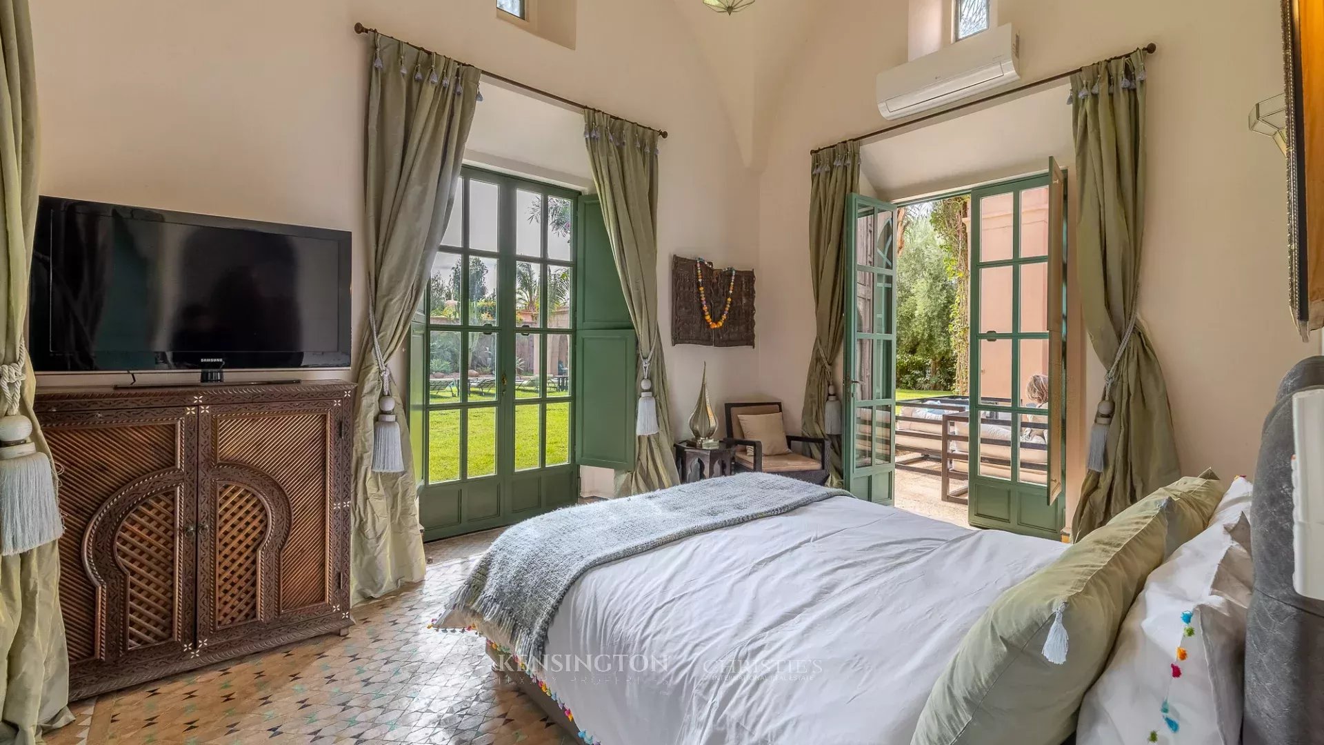 5 Bedroom Villa/Townhouse's Image 14