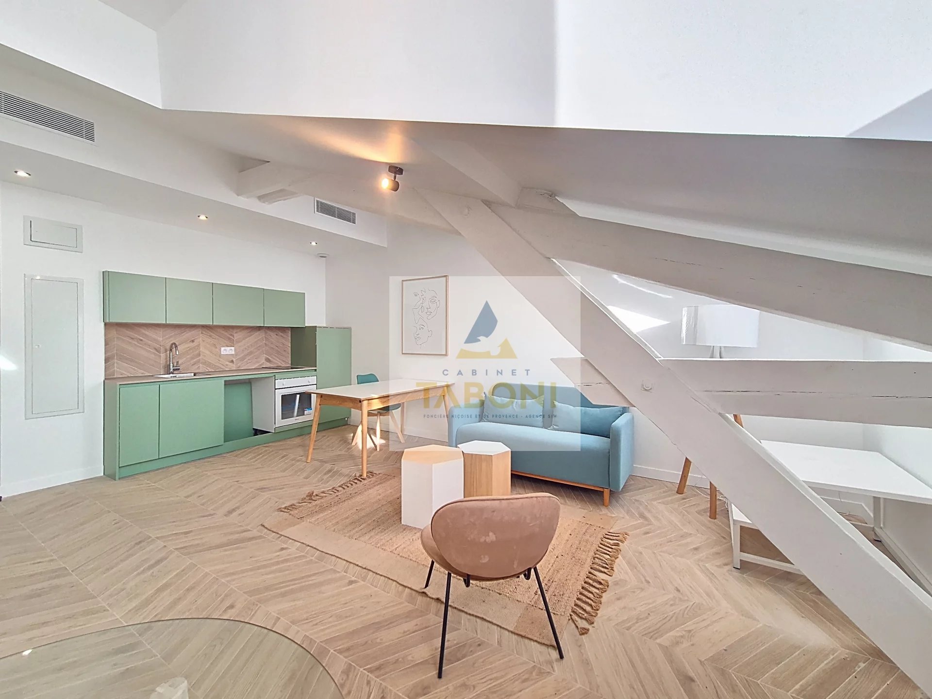 2 PIECES - CARRE D OR