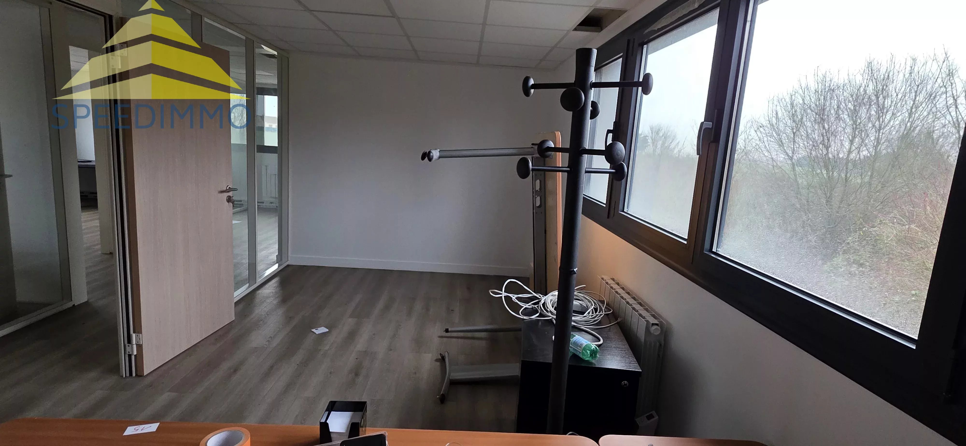 BÂTIMENT INDÉPENDANT RÉCENT (2022)