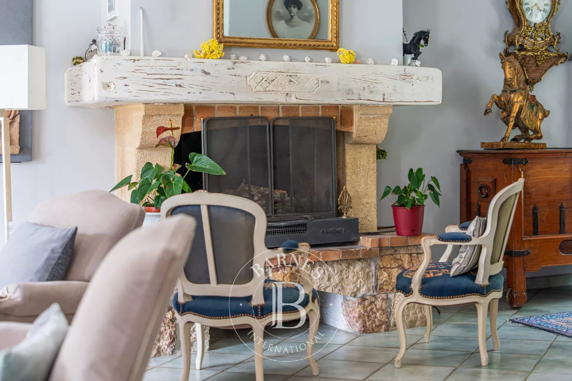 AIX EN PROVENCE NORTH - 15 MINUTES AIX-EN-PROVENCE - HOUSE 200sqm (350sqm in total) - LAND 4000m² - 3 BEDROOMS - ANNEXE - BASEMENT - GARDEN - SWIMMING POOL - SECLUDED - picture 35