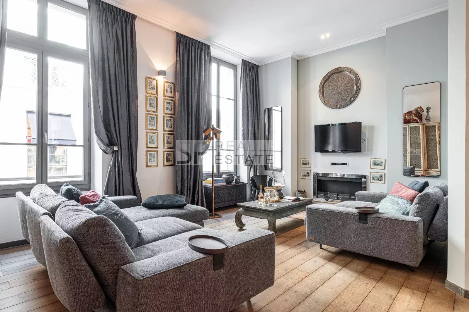Agence immobilière de 