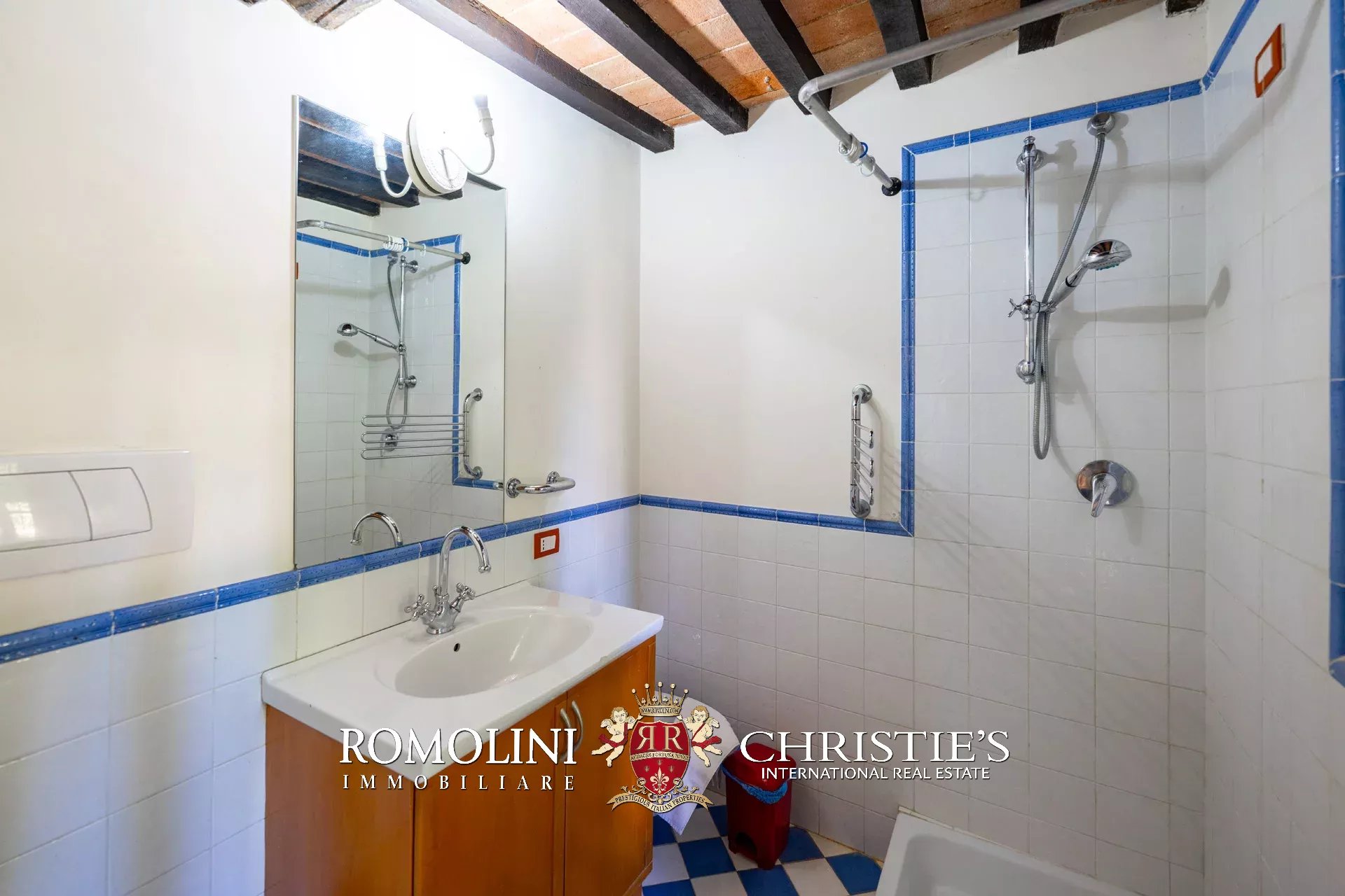 26 Bedroom Villa/Townhouse's Image 80