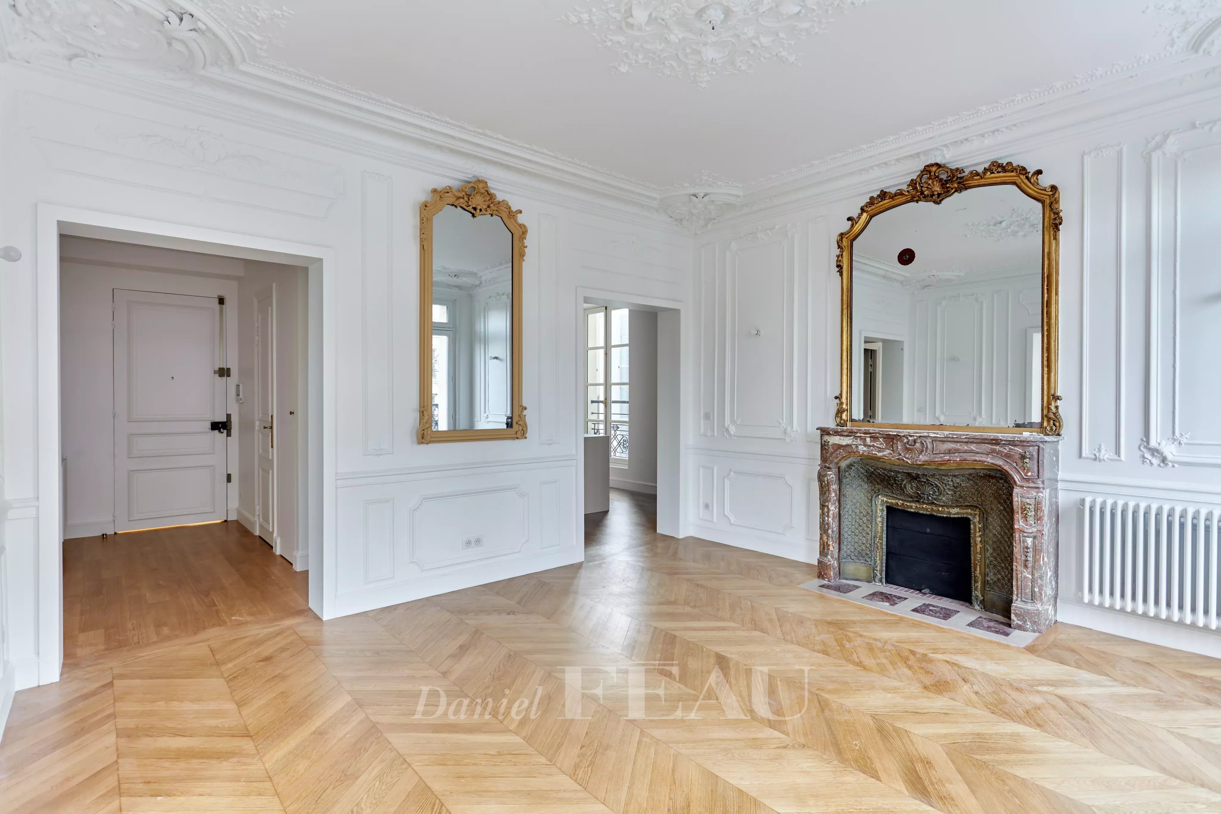 Sale Apartment Paris 6th