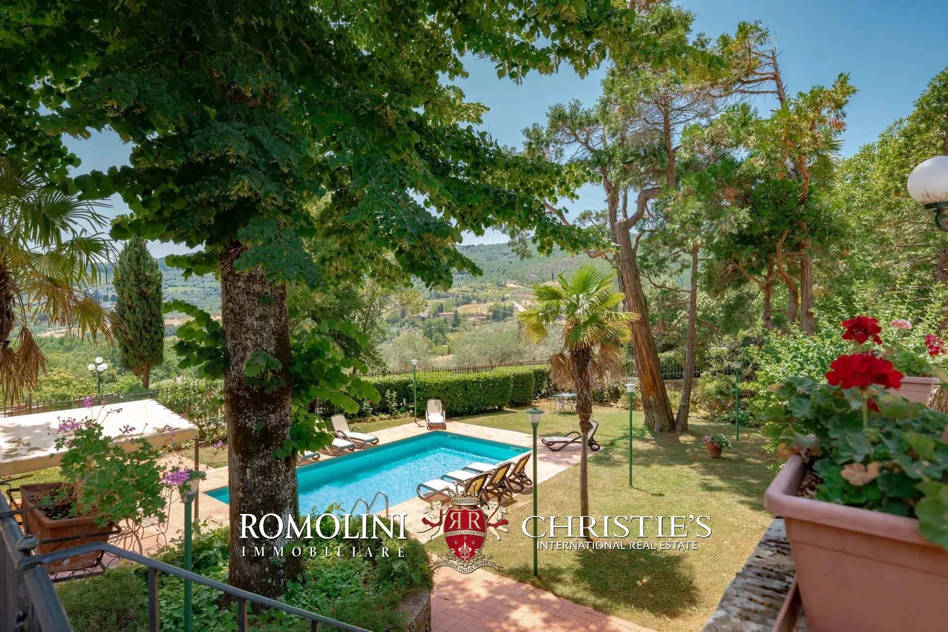 21 Bedroom Vineyard's Image 43