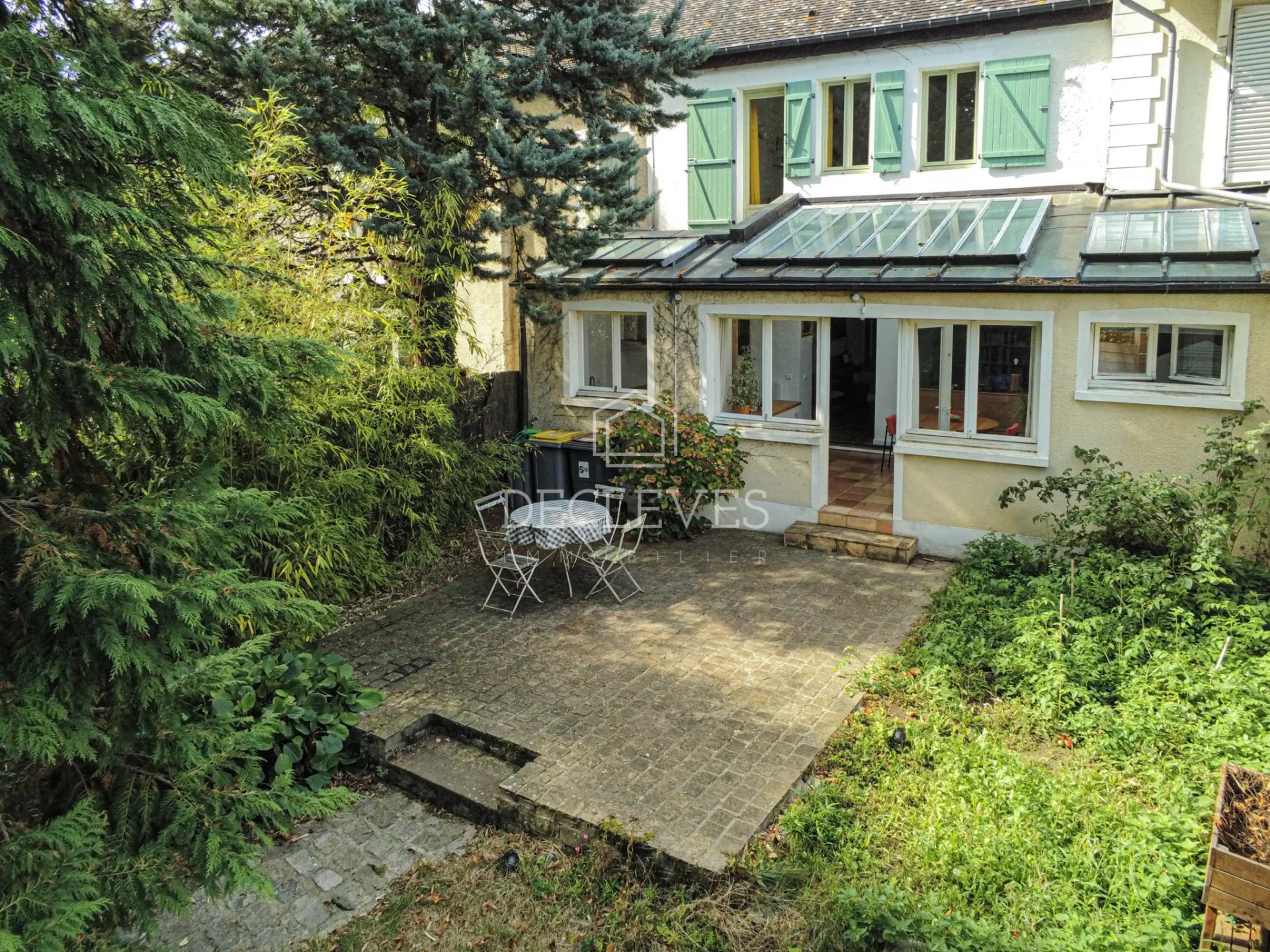 Agence immobilière de 