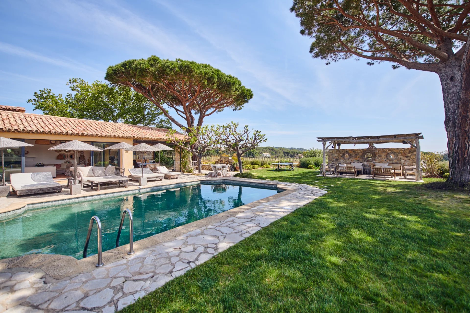 Ramatuelle - Provencal villa in the heart of the vineyards