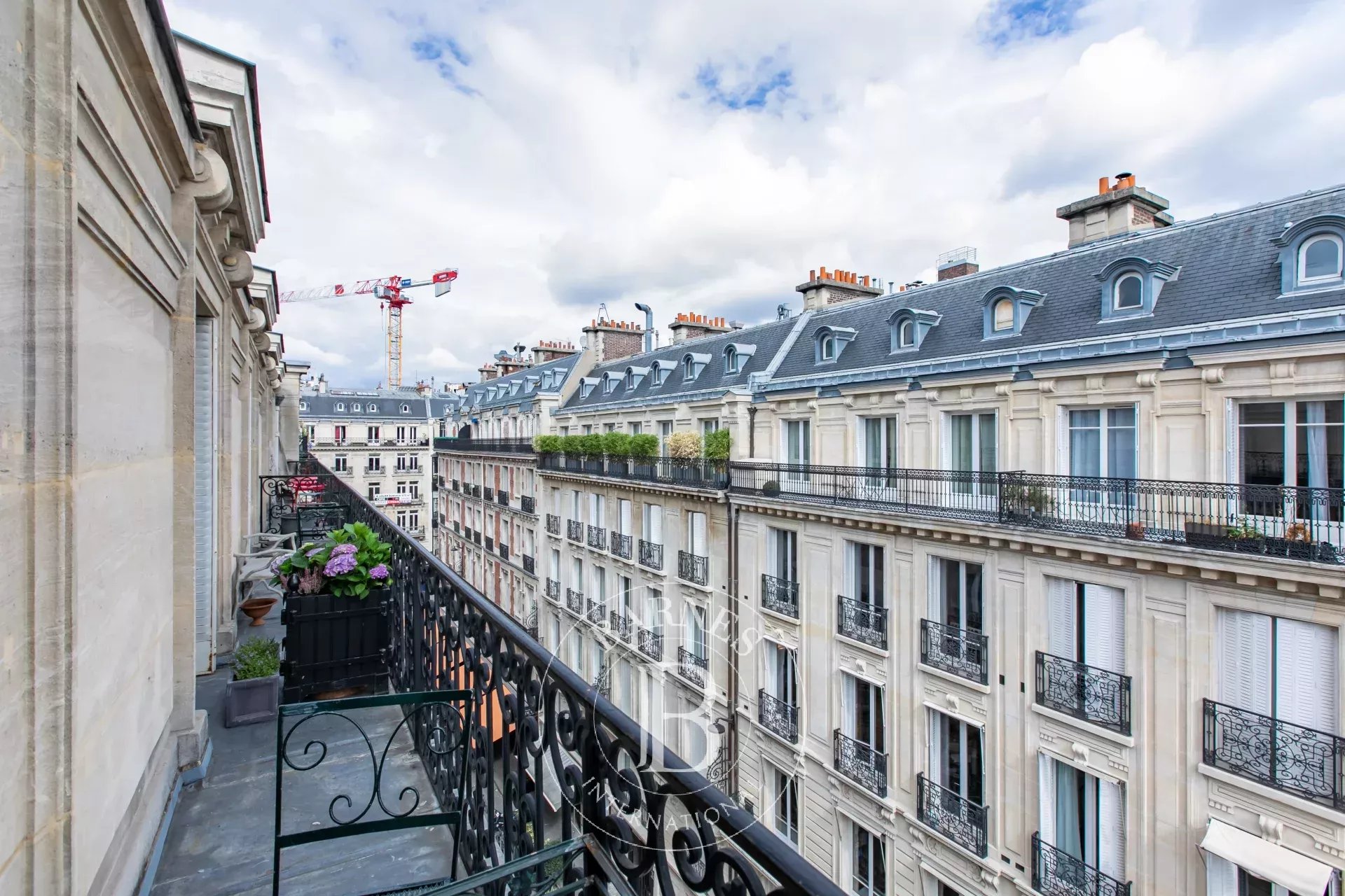 Daire Paris 8ème - picture 15