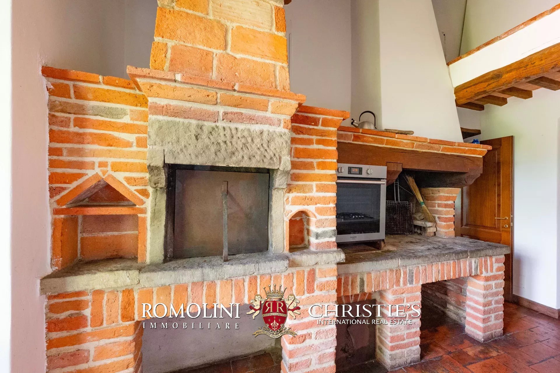 5 Bedroom Villa/Townhouse's Image 26