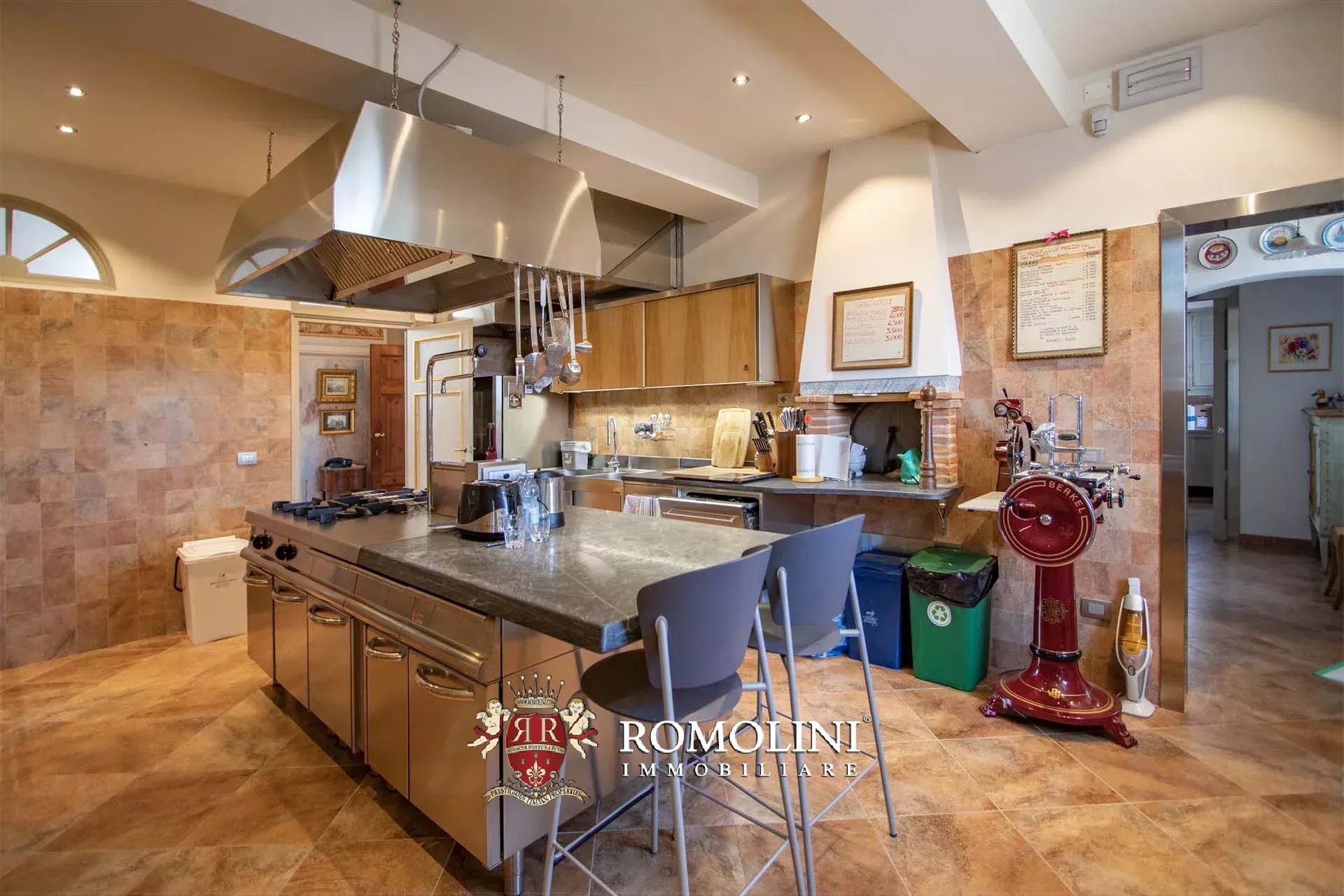 12 Bedroom Villa/Townhouse's Image 62