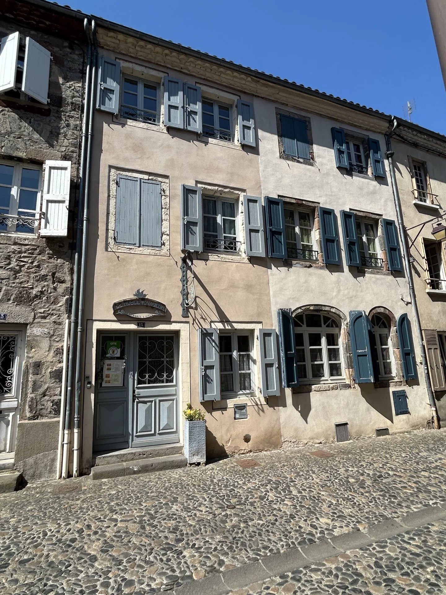 Demeure d'exception au cœur du centre historique de Brioude – Gîte de charme ou maison familiale